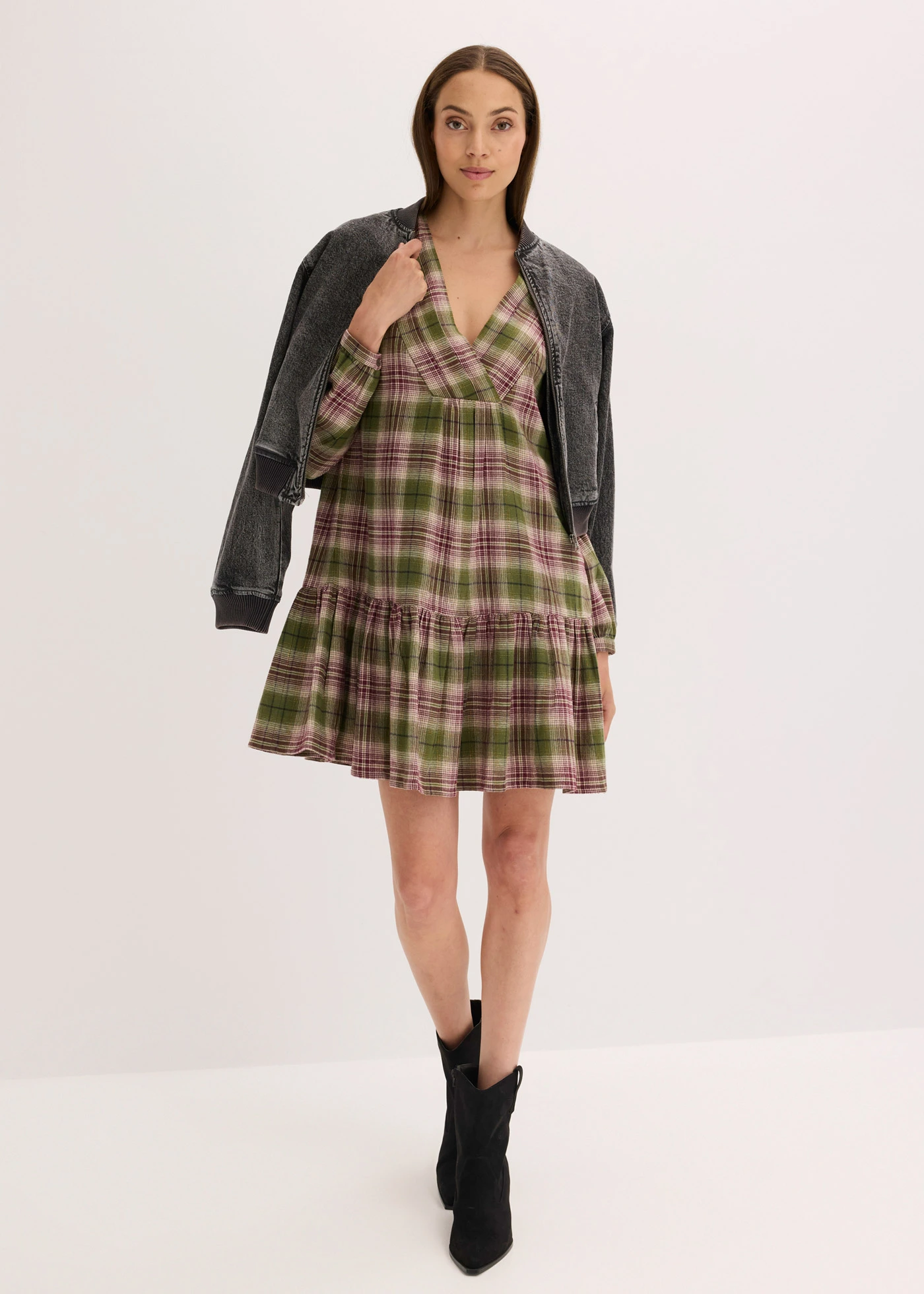 Mini jurk • olijfgroen geruit • bonprix online shop