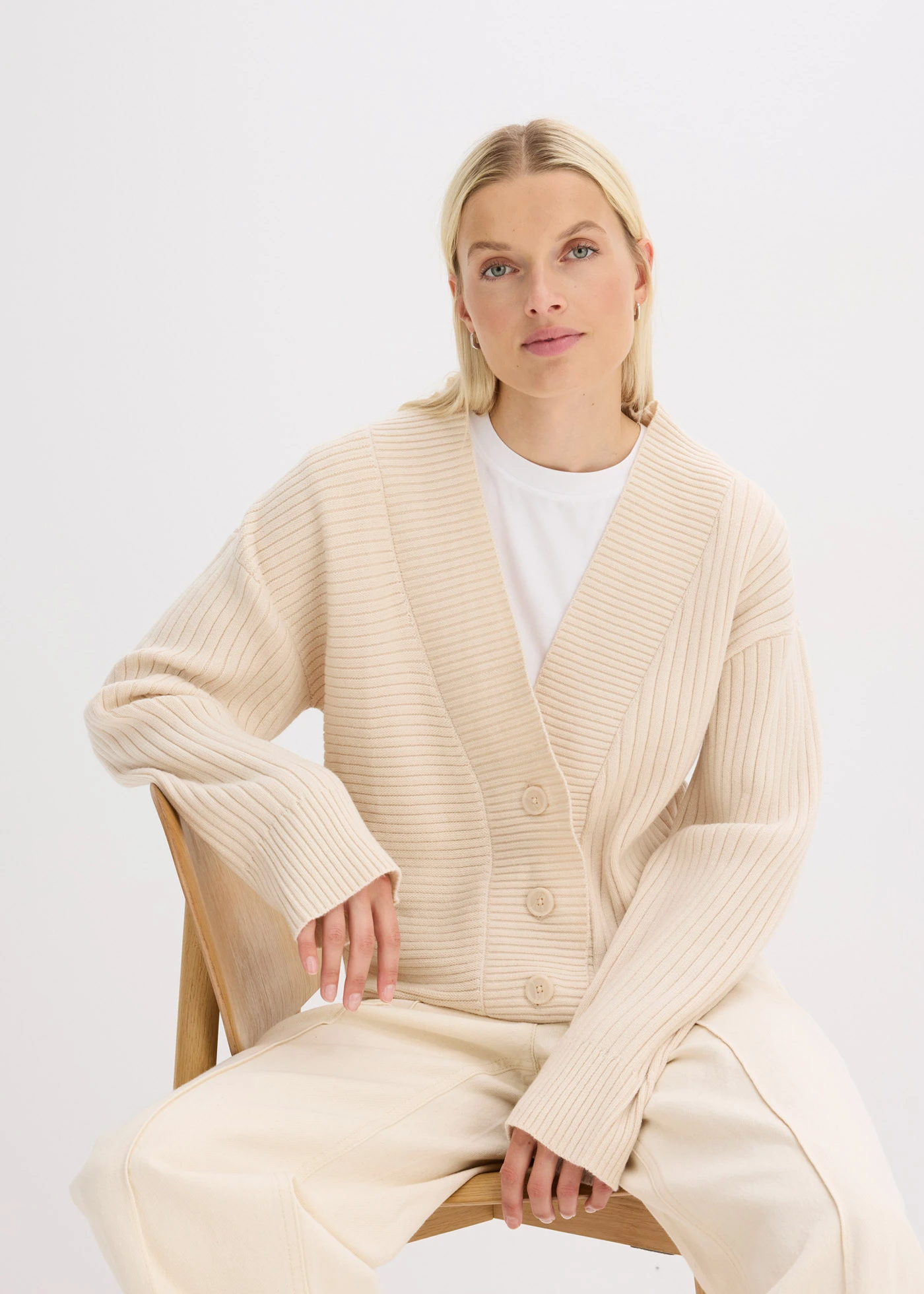 Kardigan s žebrovaným vzorem • šedobéžový melír • bonprix obchod