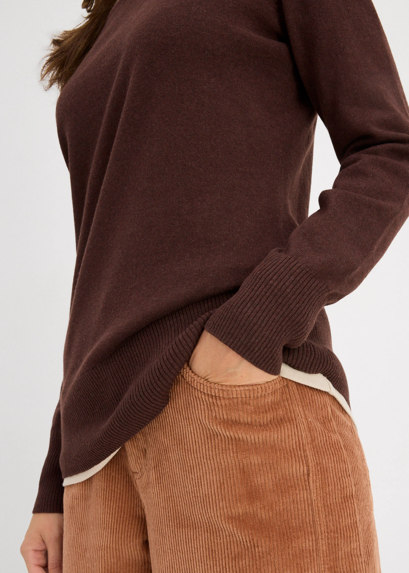 Svetr z jemné pleteniny • hliněná hnědá • bonprix obchod