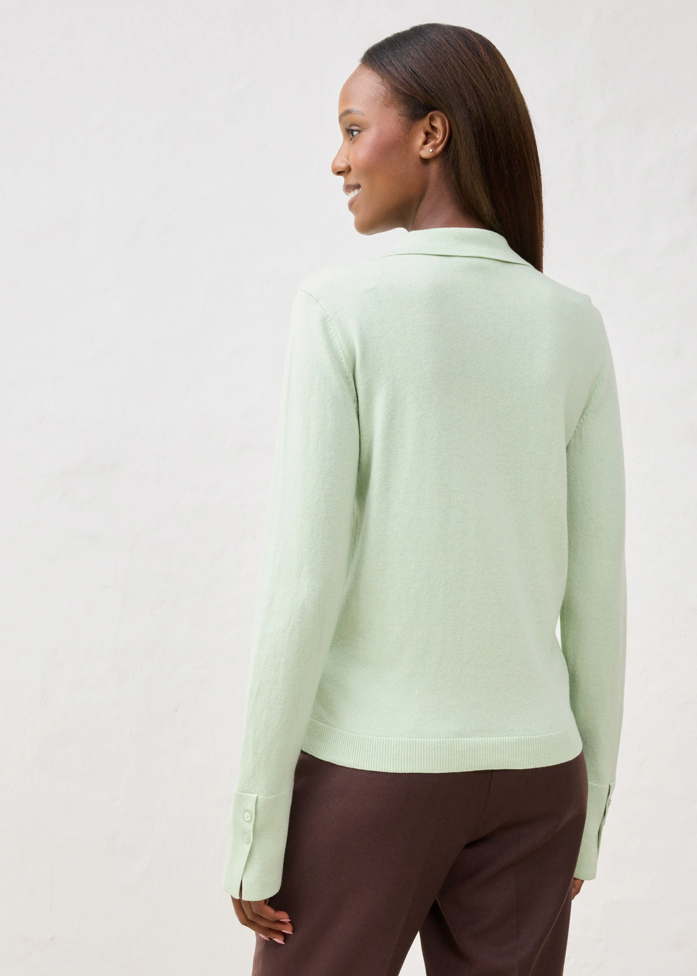 Svetr z jemné pleteniny z měkké vlněné směsi • jemně šalvějová • bonprix obchod