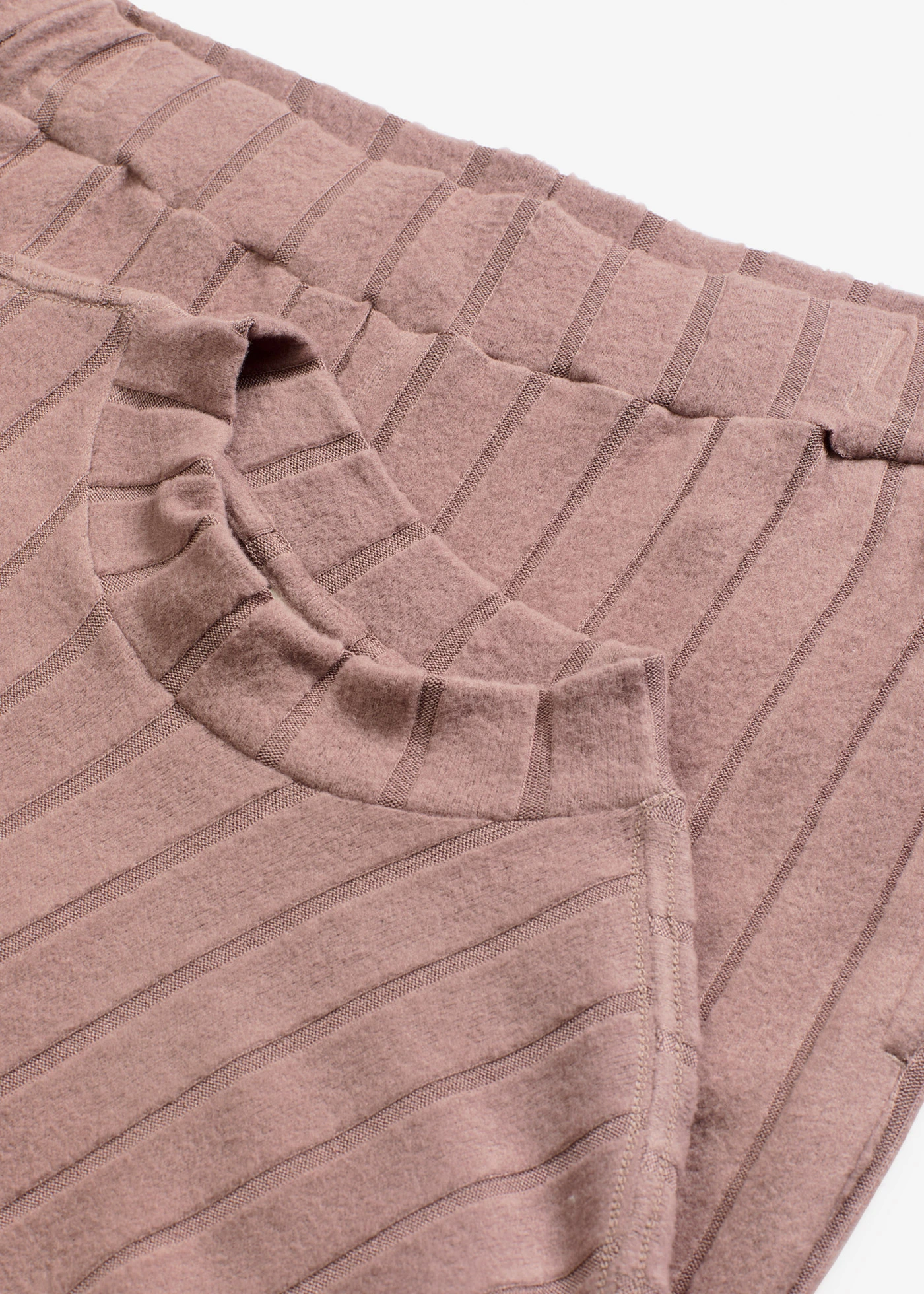 Domácí souprava z měkkého žebrovaného materiálu, oversize • matně hnědá • bonprix obchod