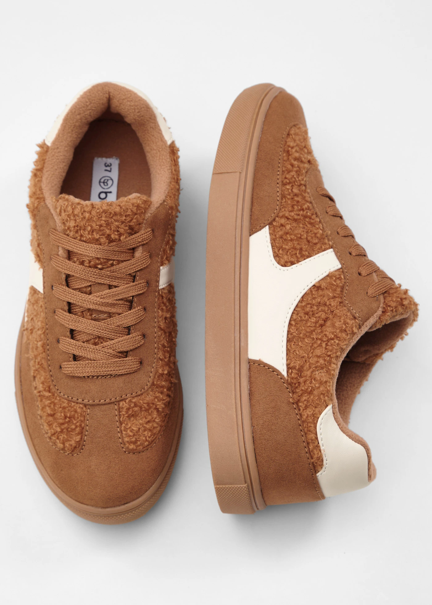 Nízké tenisky • oříšková • bonprix obchod