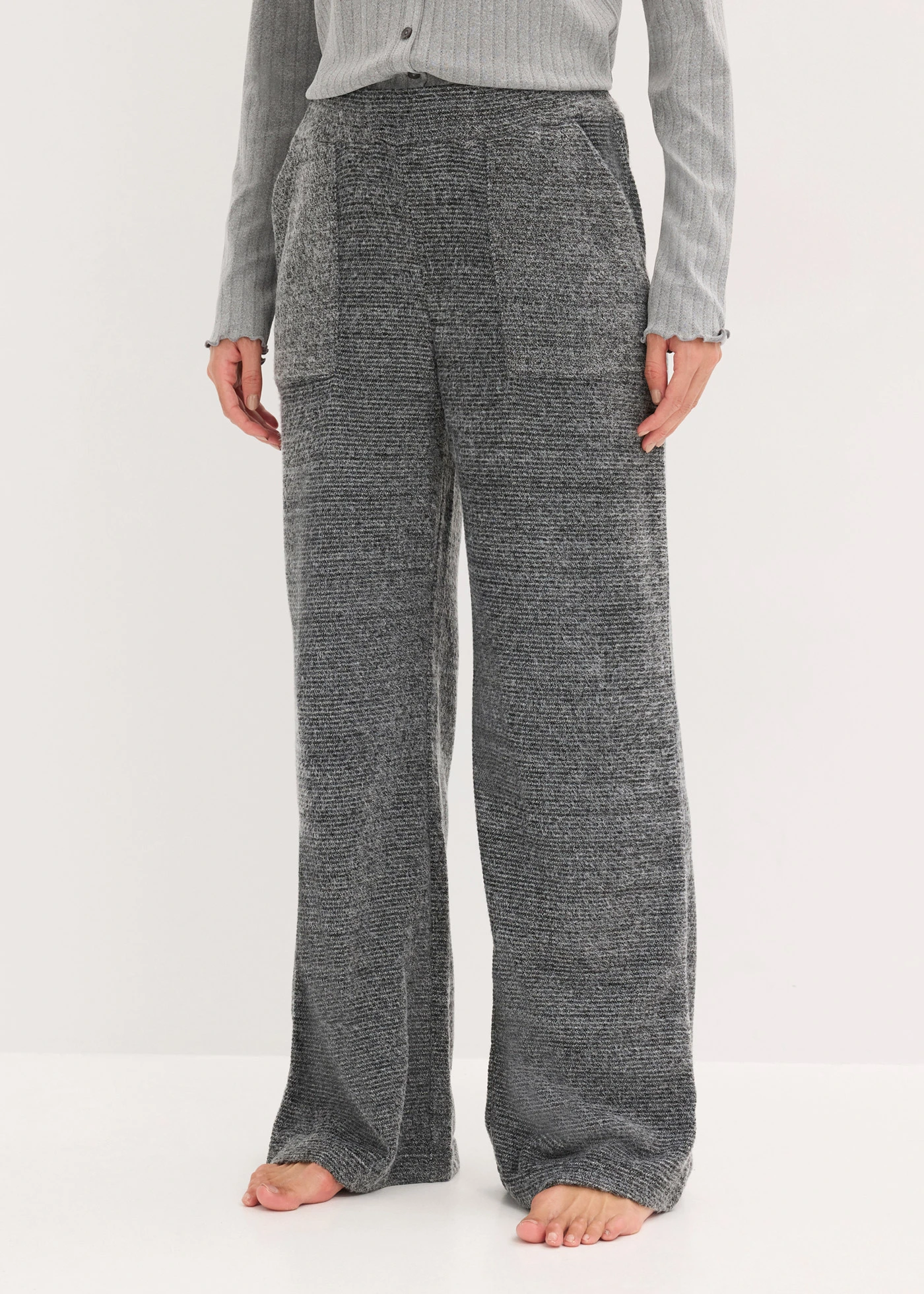 Volnočasové kalhoty z hebké žinylky • šedý melír melír • bonprix obchod