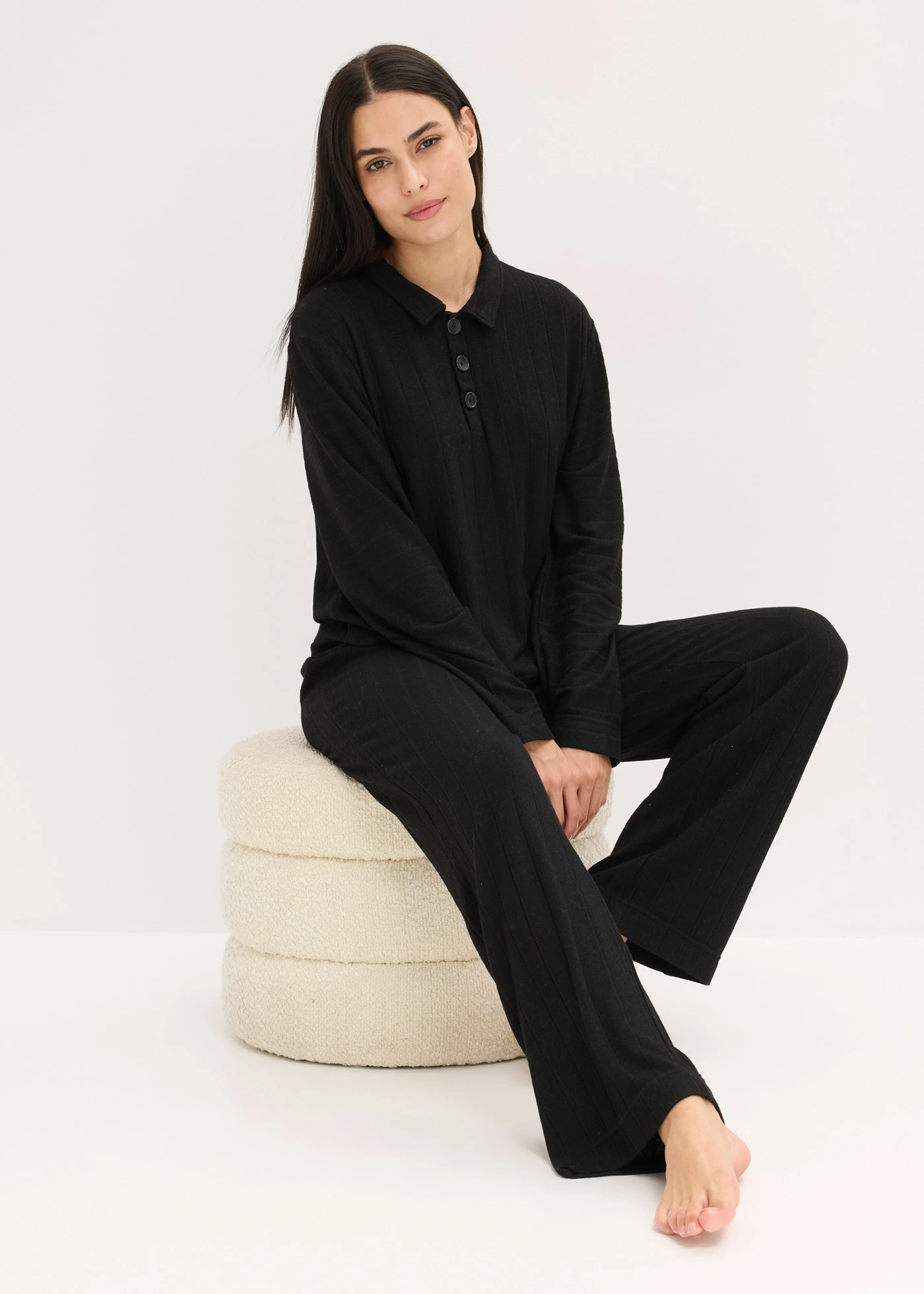 Domácí souprava z měkkého žebrovaného materiálu, oversize • černá • bonprix obchod