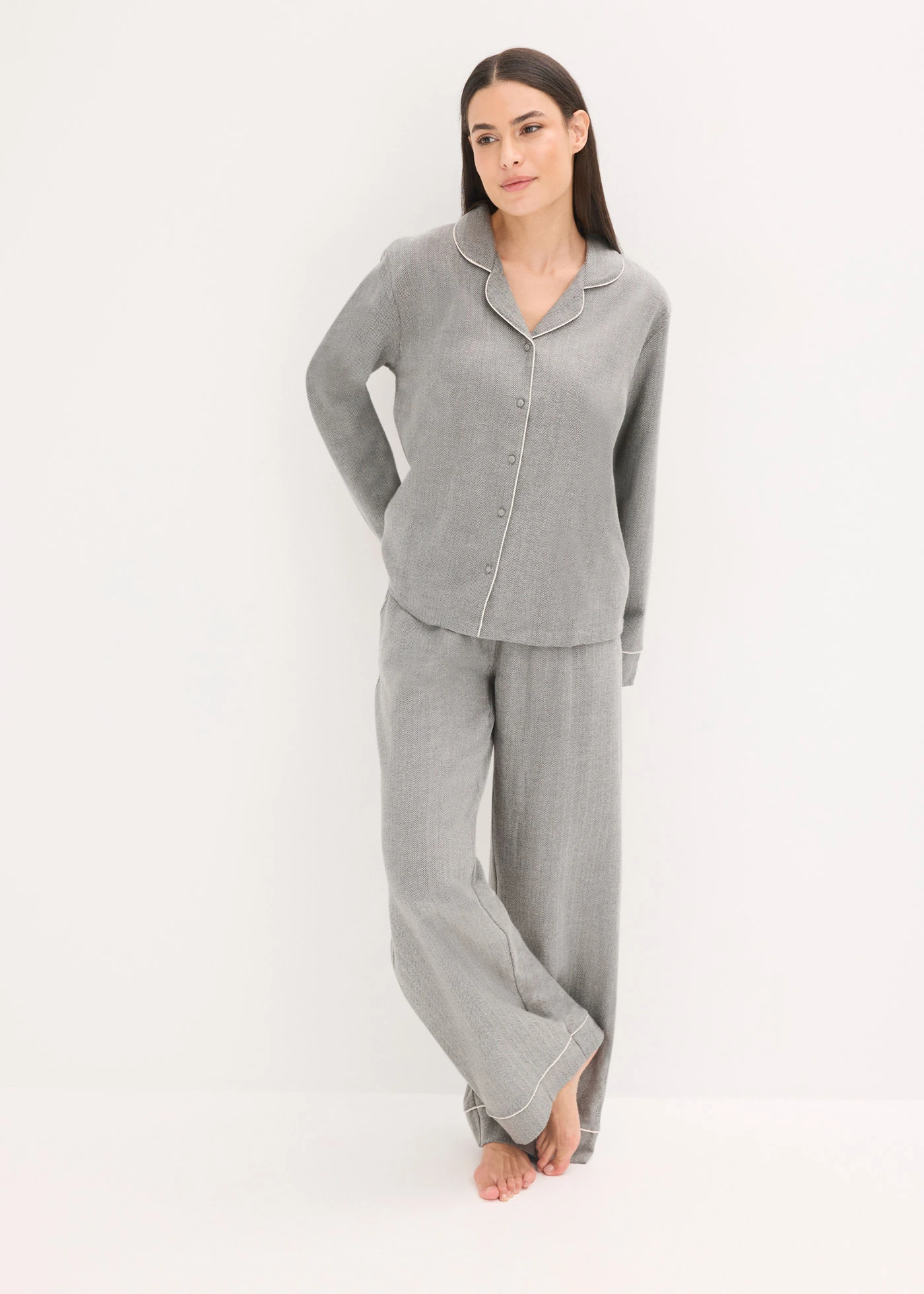 Geweven flanellen pyjama met visgraatmotief • antraciet met patroon • bonprix online shop