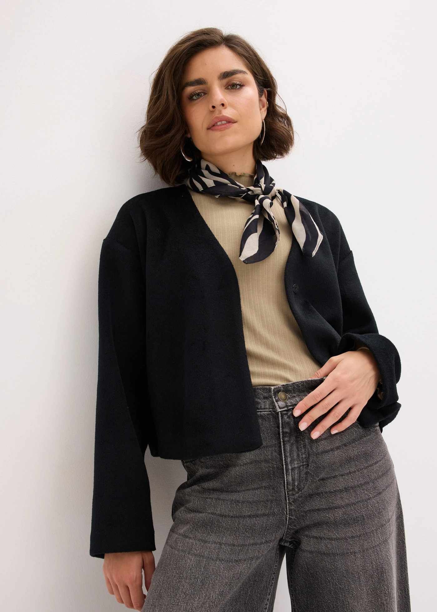 Blazer oversize avec ceinture, non doublé • noir • Boutique bonprix