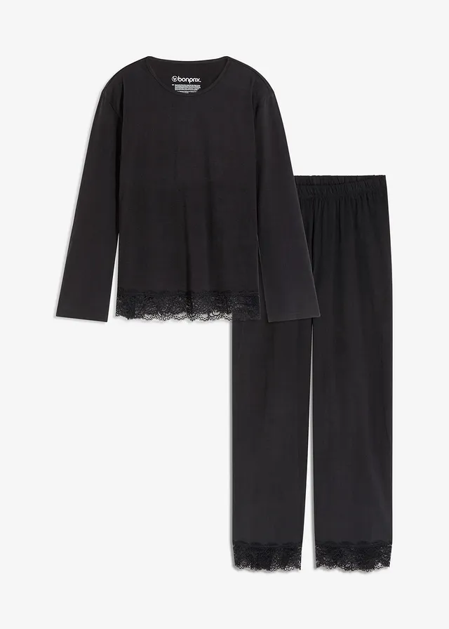 Pijama cu dantelă fină