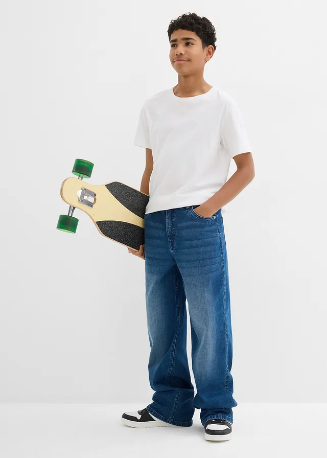 Jean droit, large et extensible • bleu moyen denim • product-page.page-title-suffix