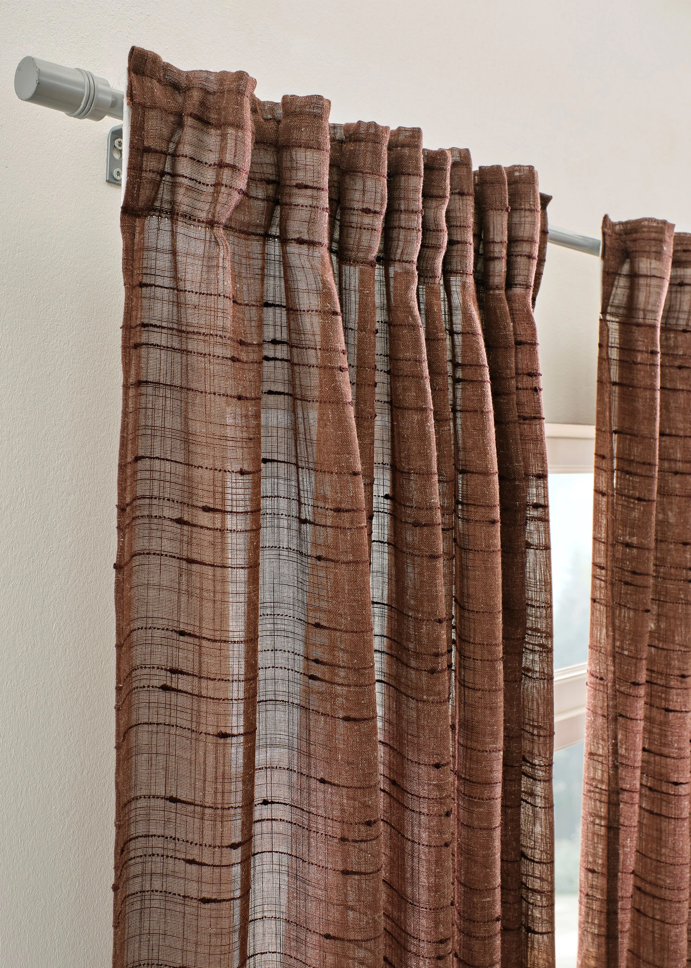 Gordijn met structuur in diverse maten (1 stuk) • donkerbruin • bonprix online shop