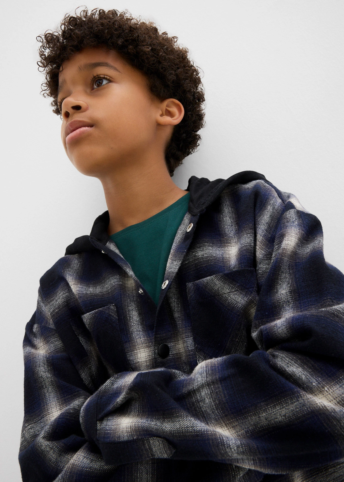 Flanelová košile s dlouhým rukávem a kapucí • černá kostkovaná • bonprix obchod