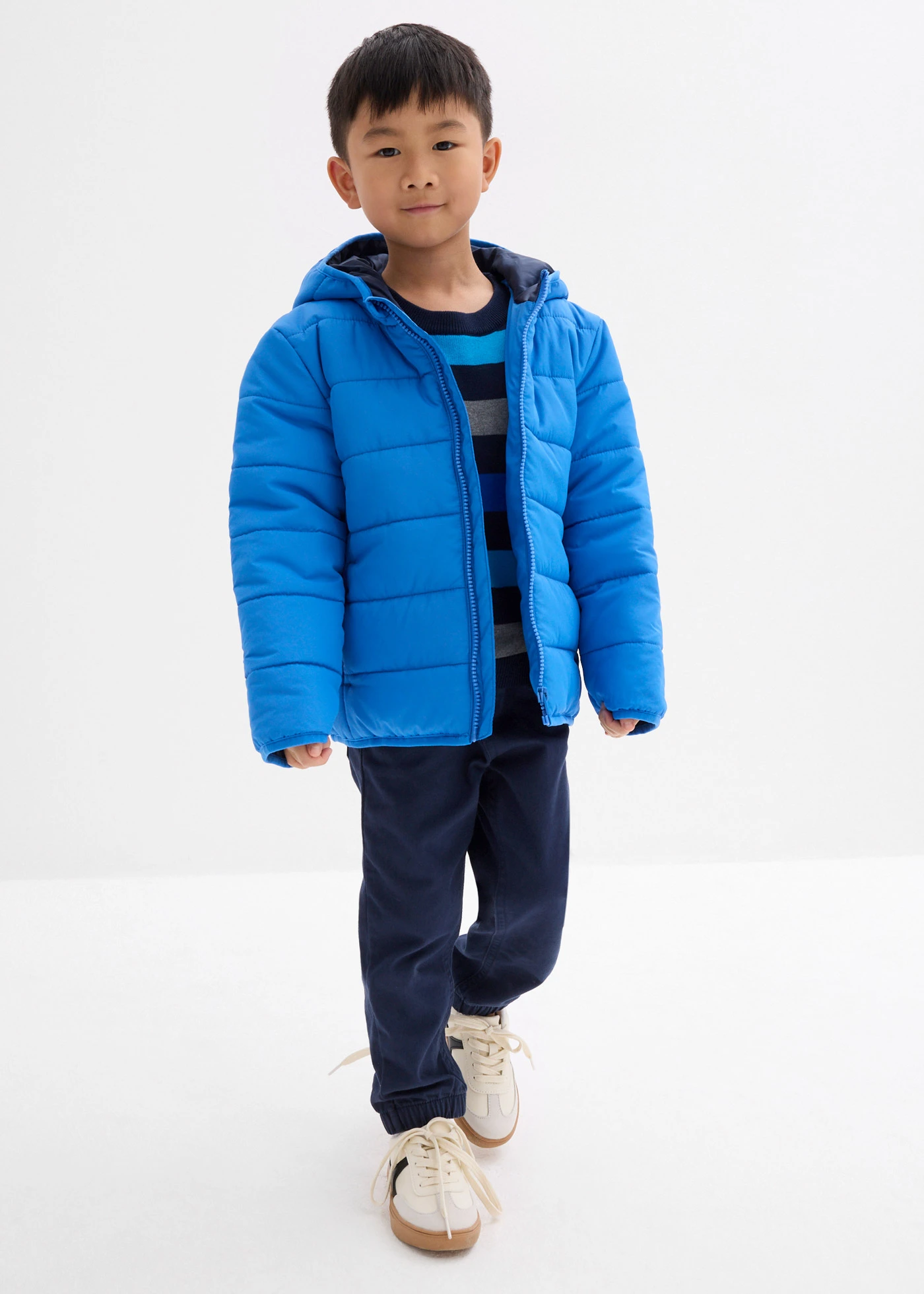 Prošívaná bunda s kapucí • ledovcově modrá • bonprix obchod