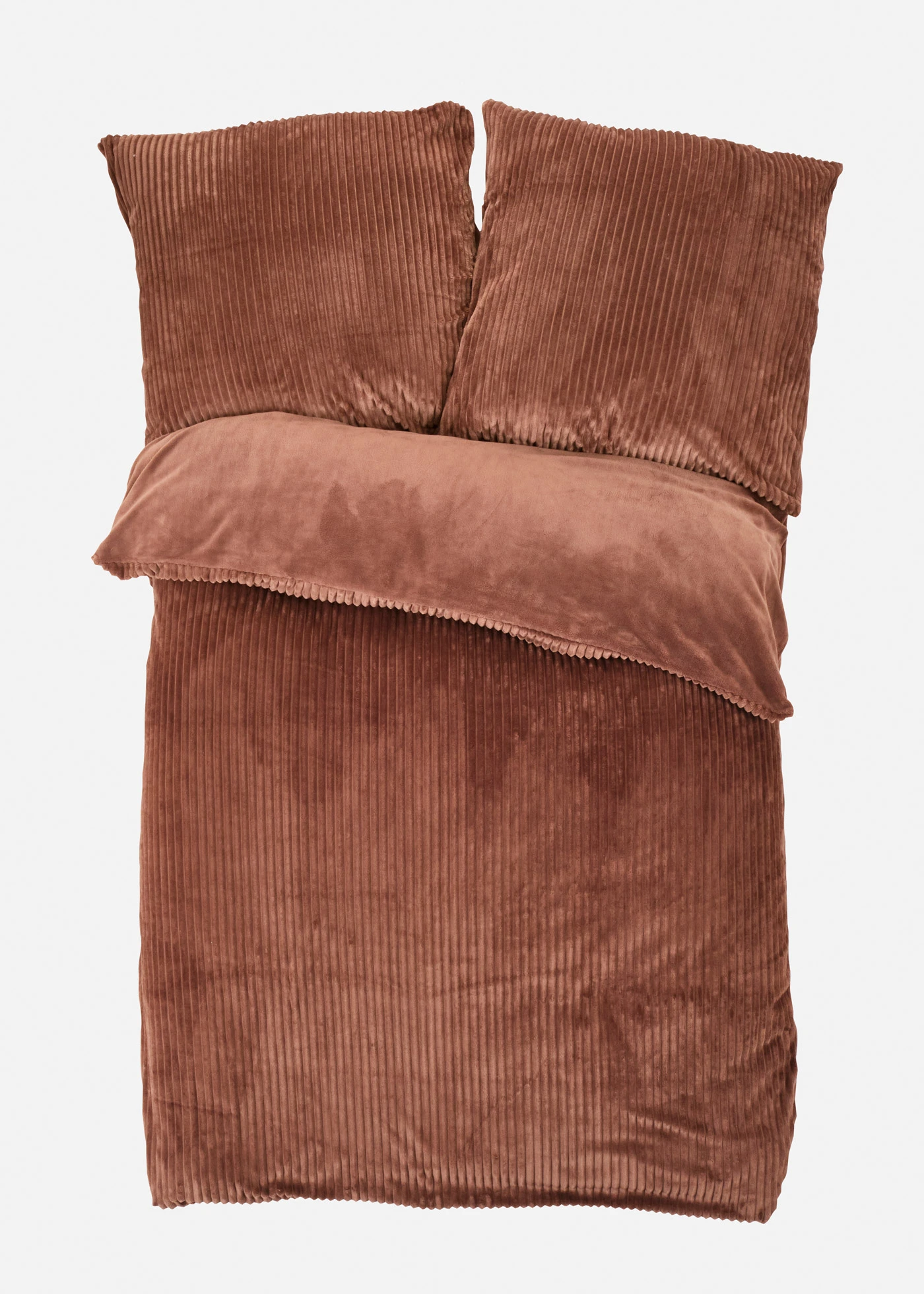 Parure de lit réversible et côtelée toucher cachemire • marron • Boutique bonprix