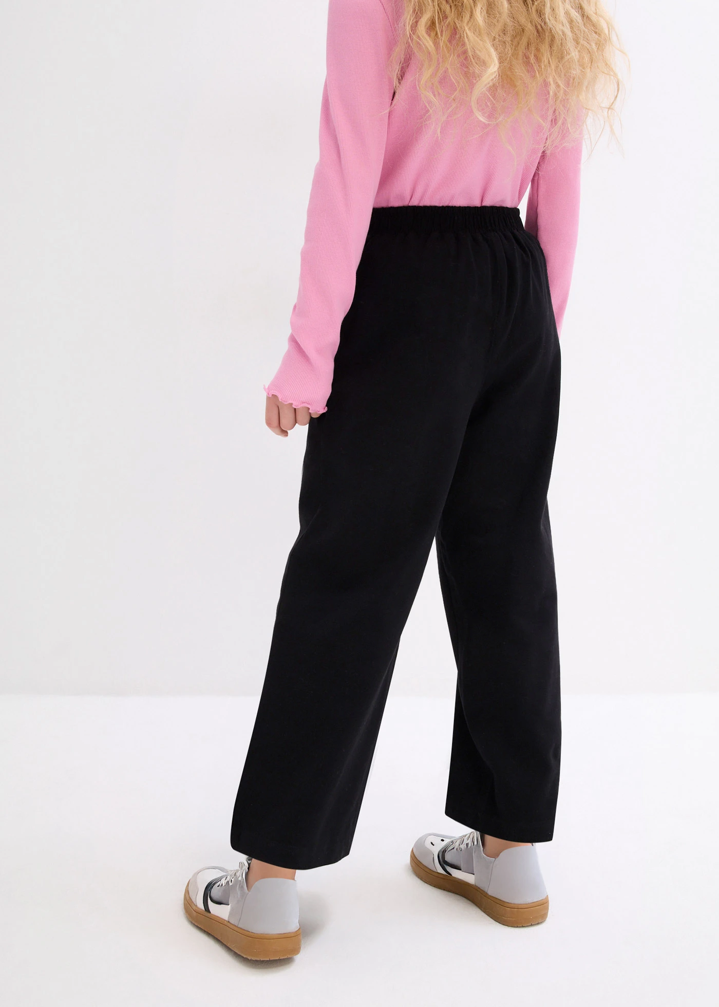 Pantaloni culotte cu talie elastică, din bumbac organic • negru • magazin bonprix