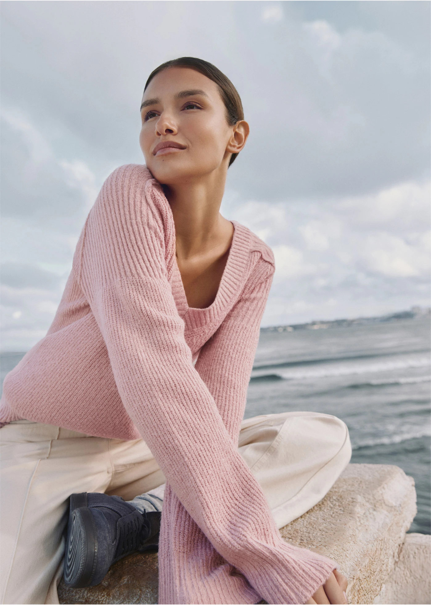 Oversized trui met V-hals • asroze • bonprix online shop