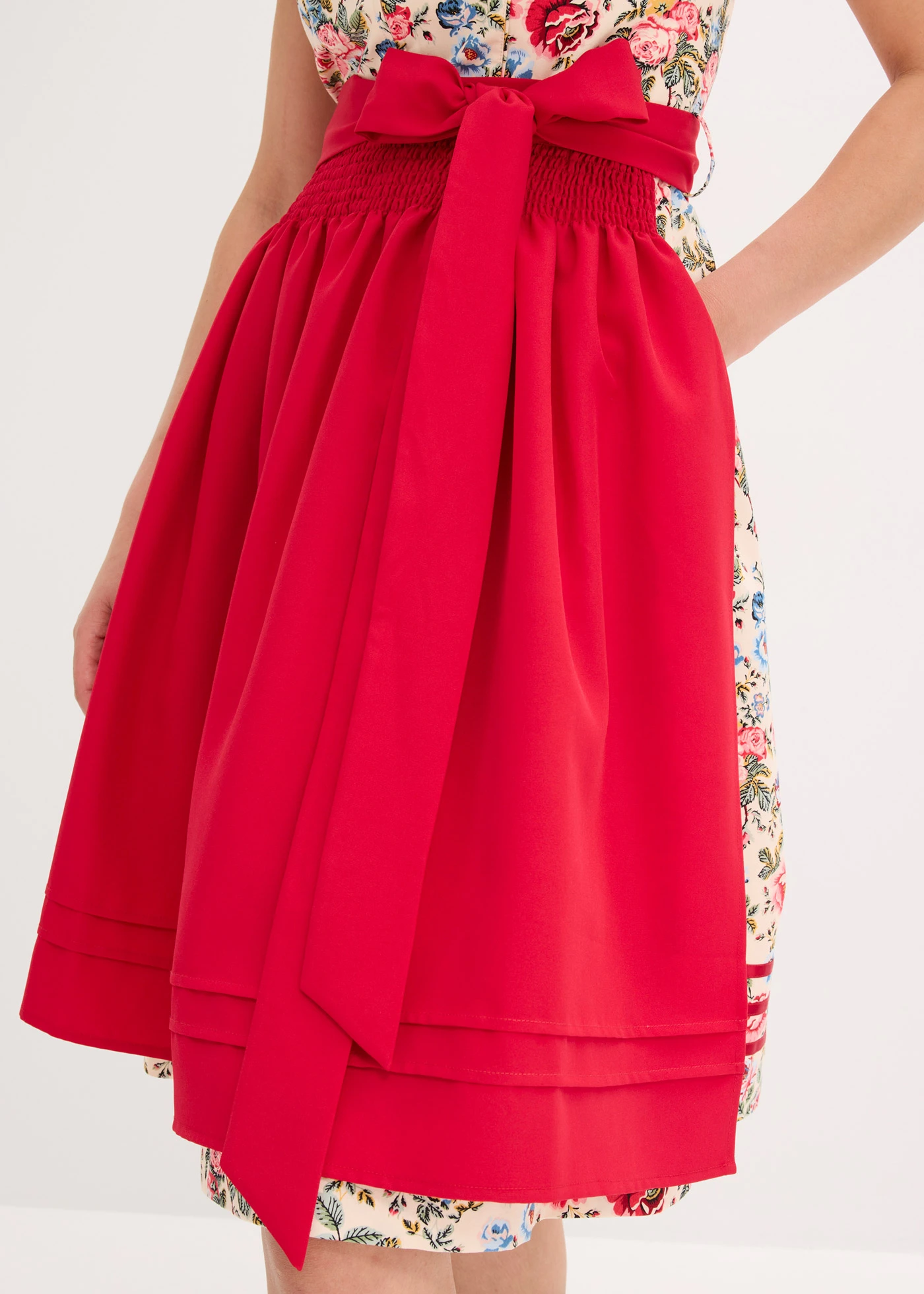 Dirndl met schort met borduursel (2-dlg. set) • rood gebloemd • bonprix online shop