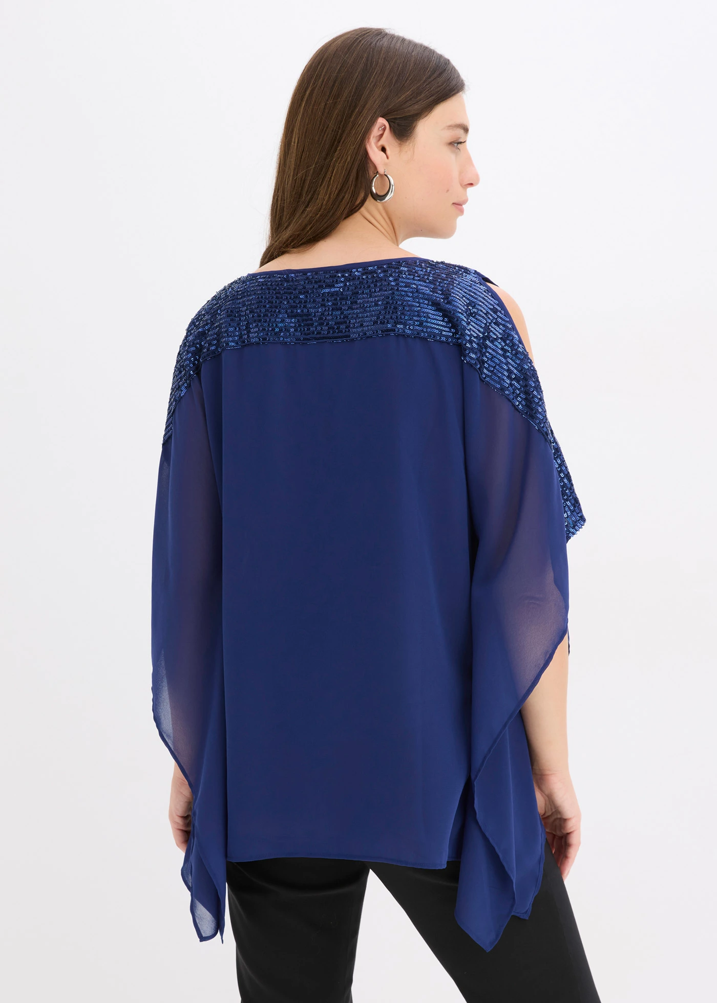 Tunika s pajetkami • půlnoční modrá • bonprix obchod