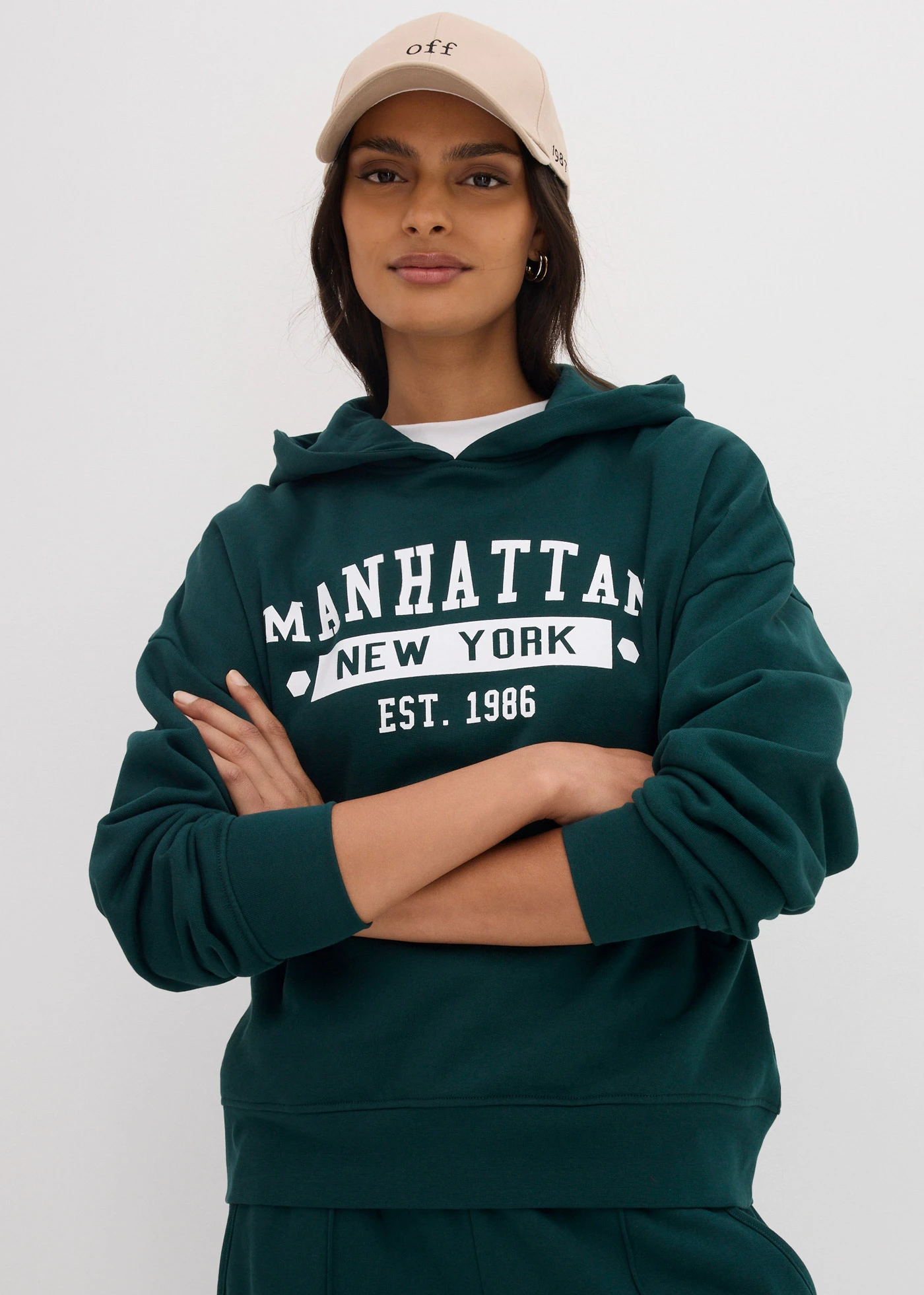 Hanorac oversize cu glugă din bumbac 100% • verde profund cu imprimeu • magazin bonprix