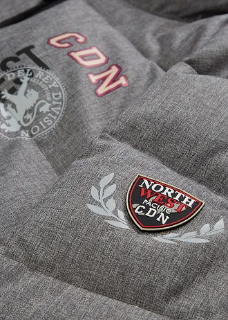 Prošívaná zimní bunda s kapucí • šedý melír • bonprix obchod