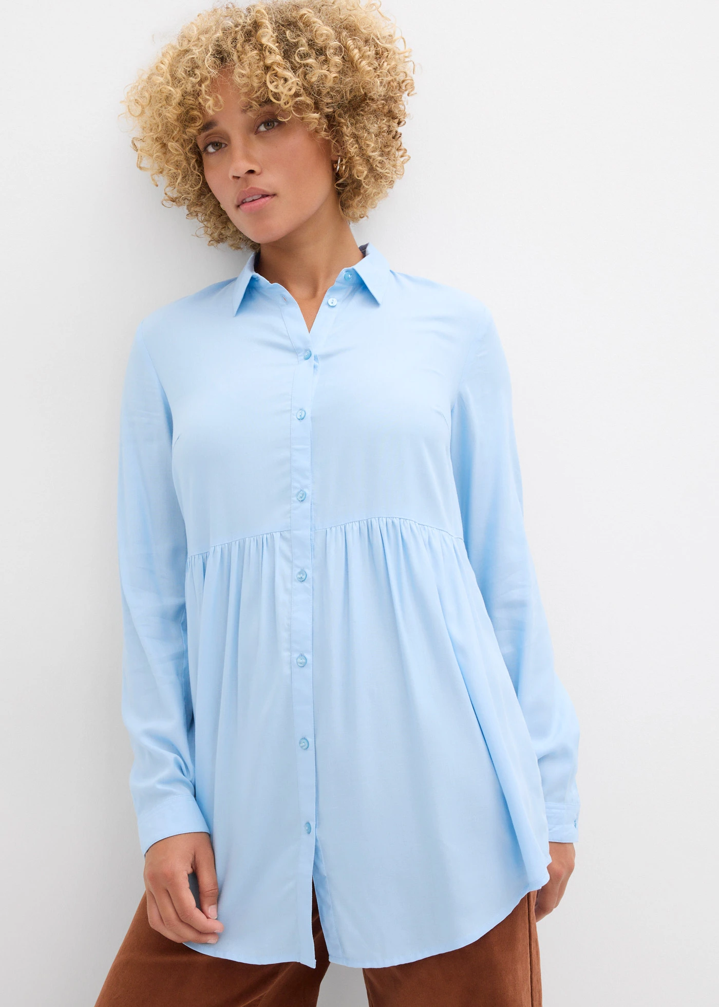 Chemisier long en viscose • bleu clair • product-page.page-title-suffix