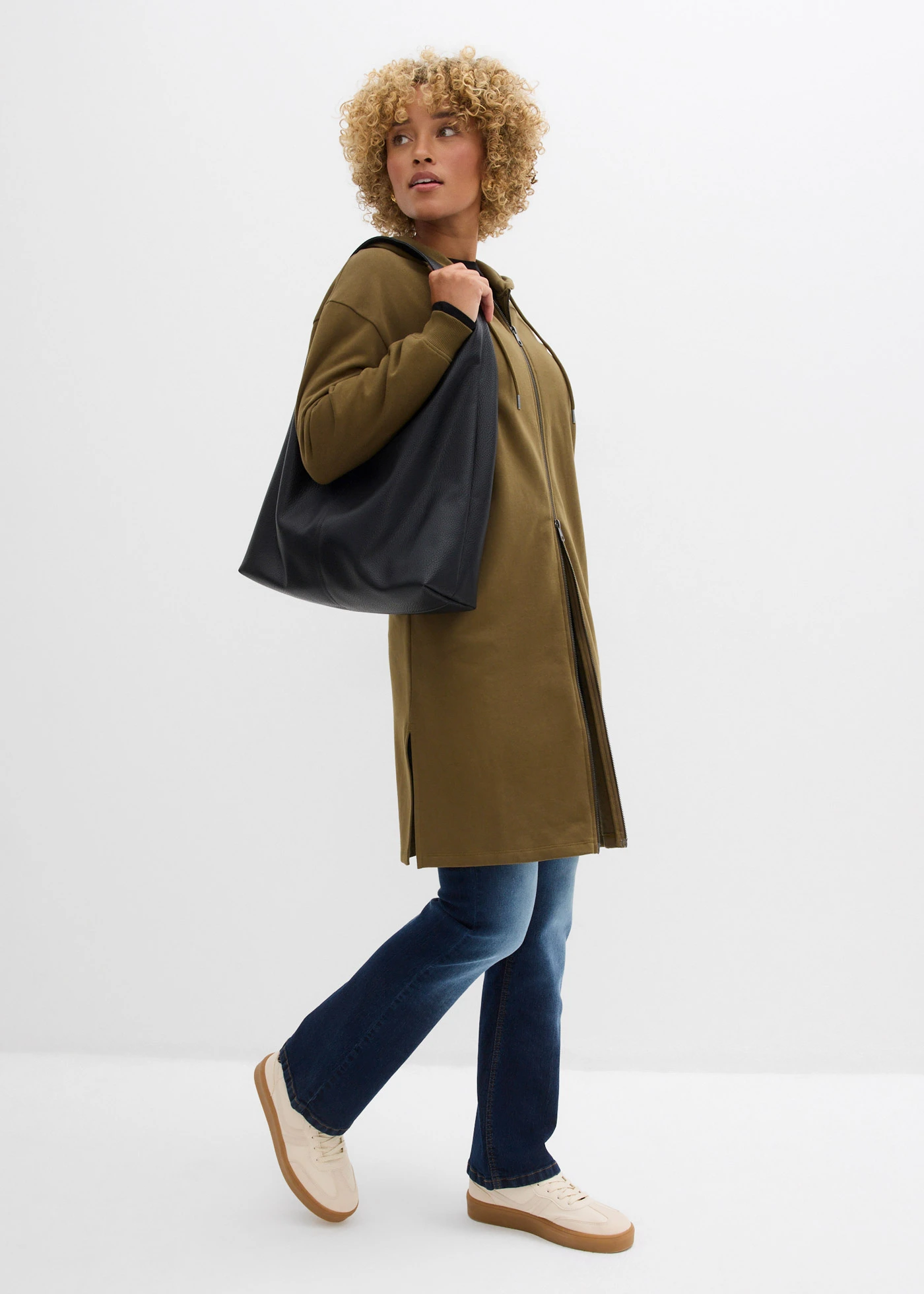 Extra lang sweatvest met splitten opzij • olijfgroen • bonprix online shop