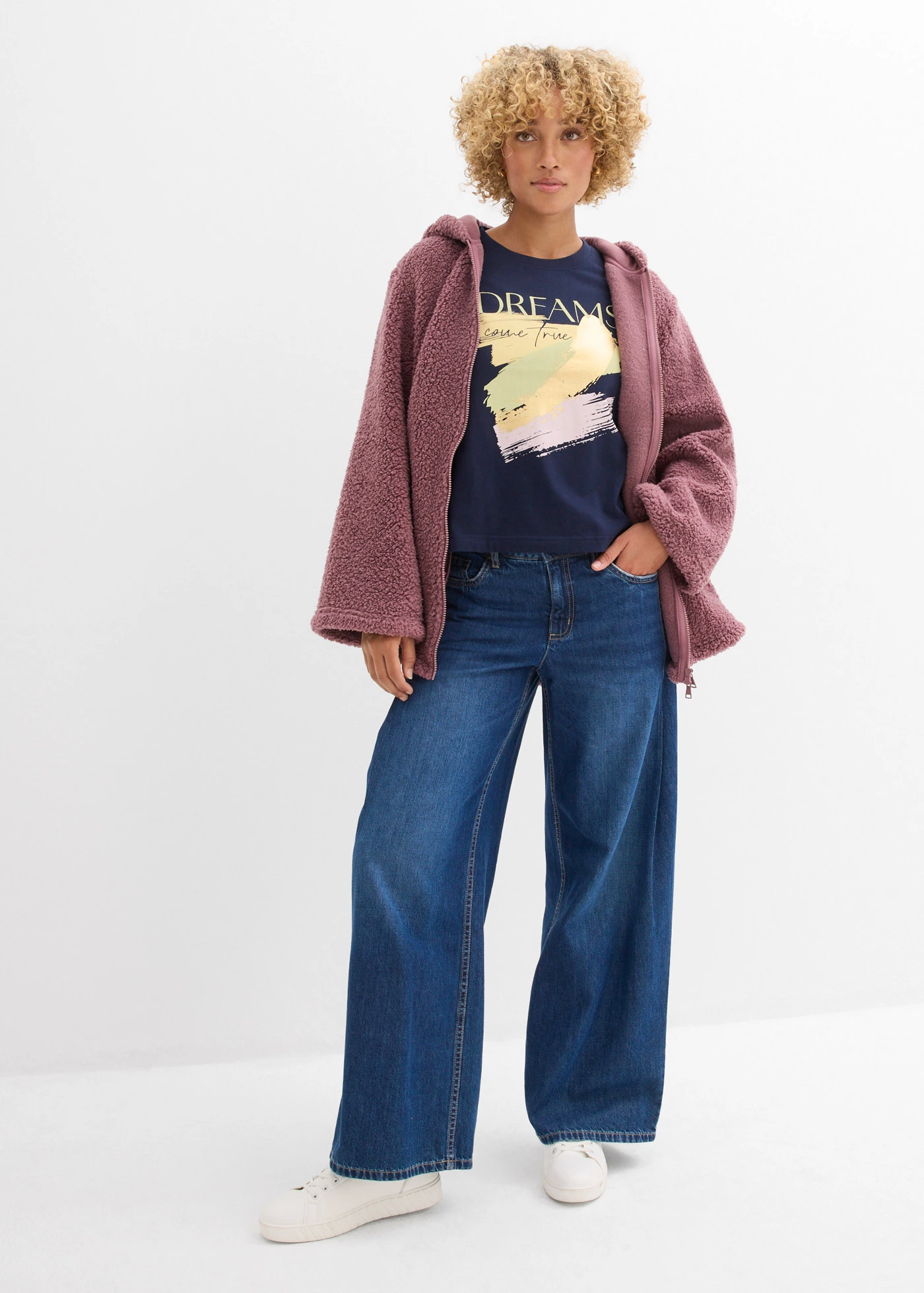 Jachetă din teddy-fleece cu croială A, cu șlițuri laterale • violet mat • magazin bonprix