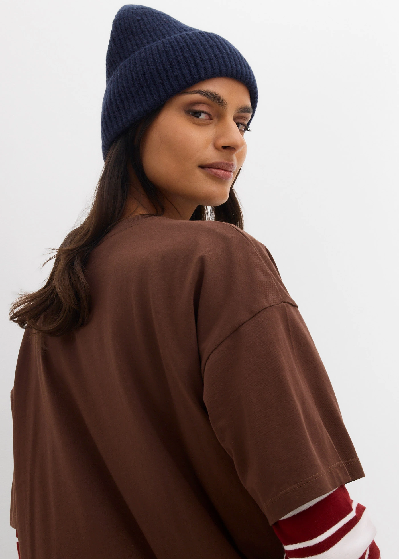 Oversize tričko z čisté organické bavlny • hnědo-nebesky modrá s potiskem • bonprix obchod