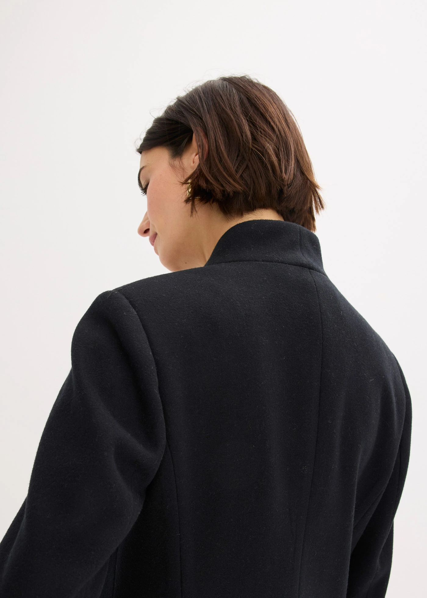 Krátký kabát ve vlněném vzhledu • černá • bonprix obchod