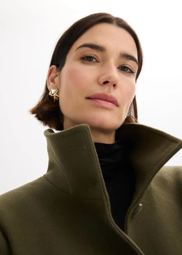 Jas in wollen look • donkerolijfgroen • product-page.page-title-suffix