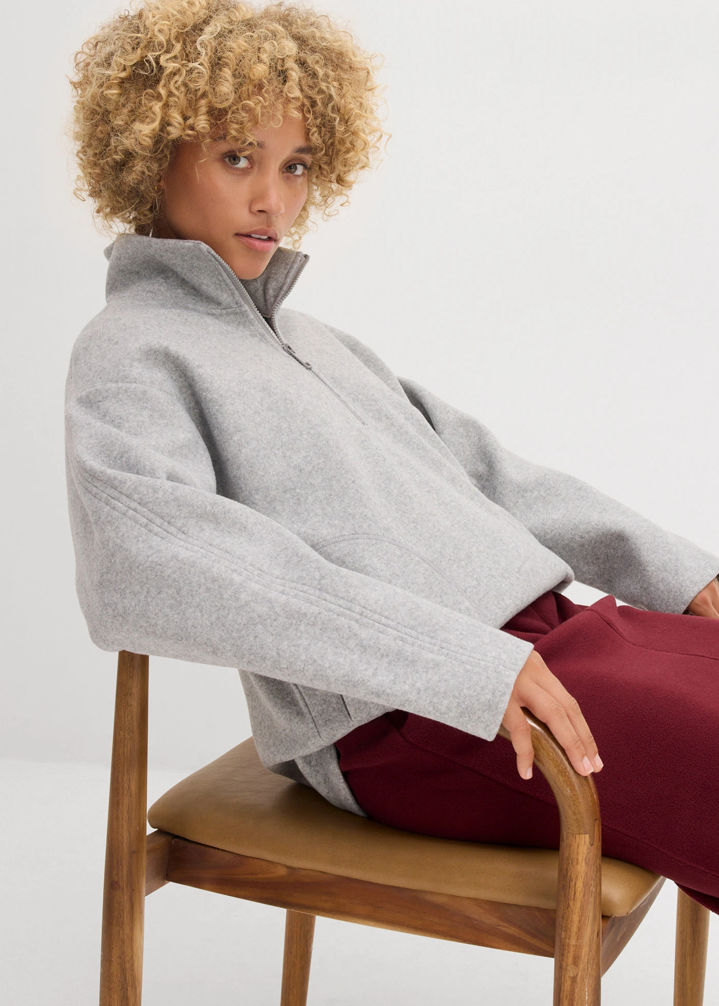 Oversize pulovr s vlněným vzhledem • stínově šedý melír • bonprix obchod