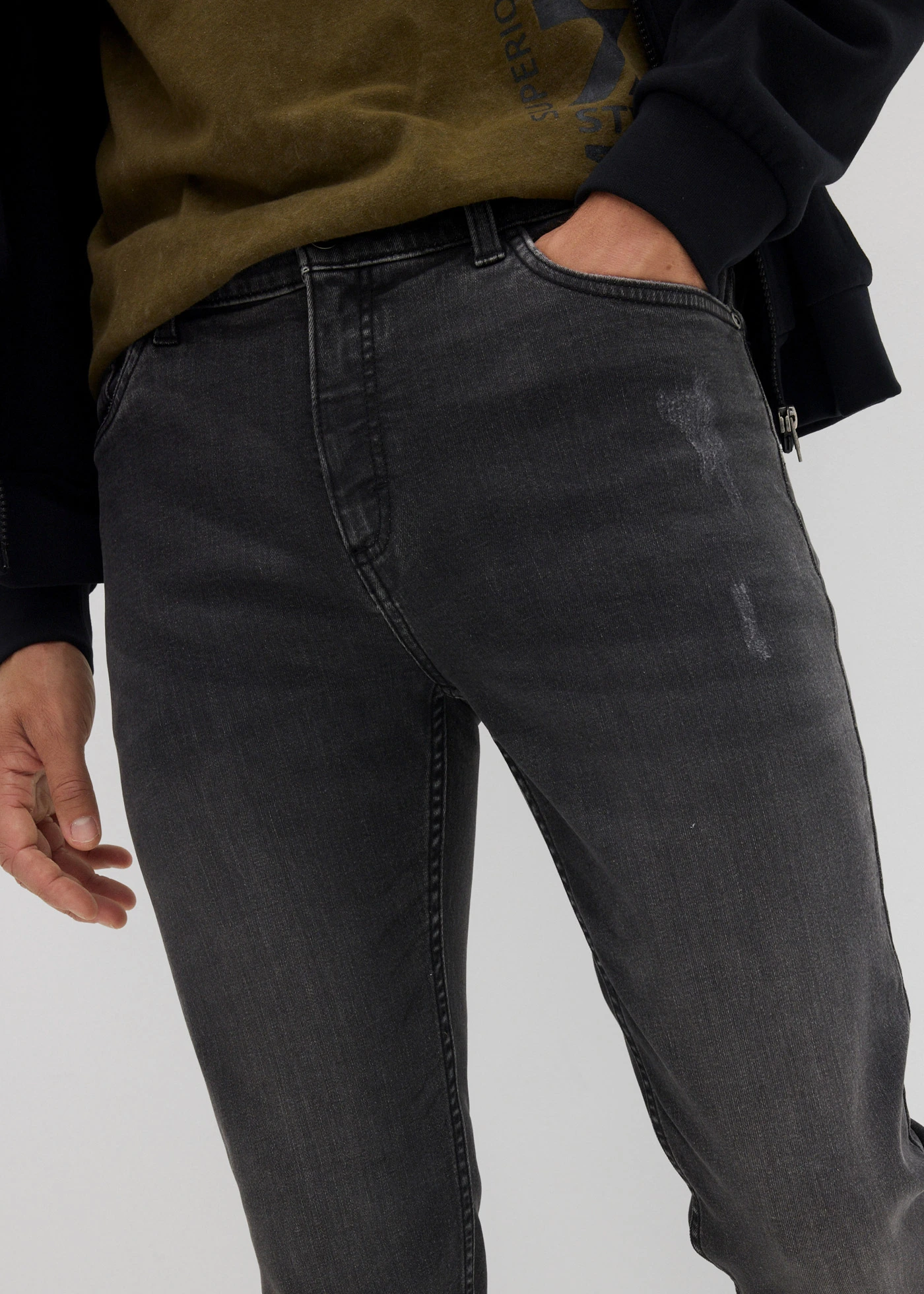 Jean slim extensible, droit • noir denim used • Boutique bonprix