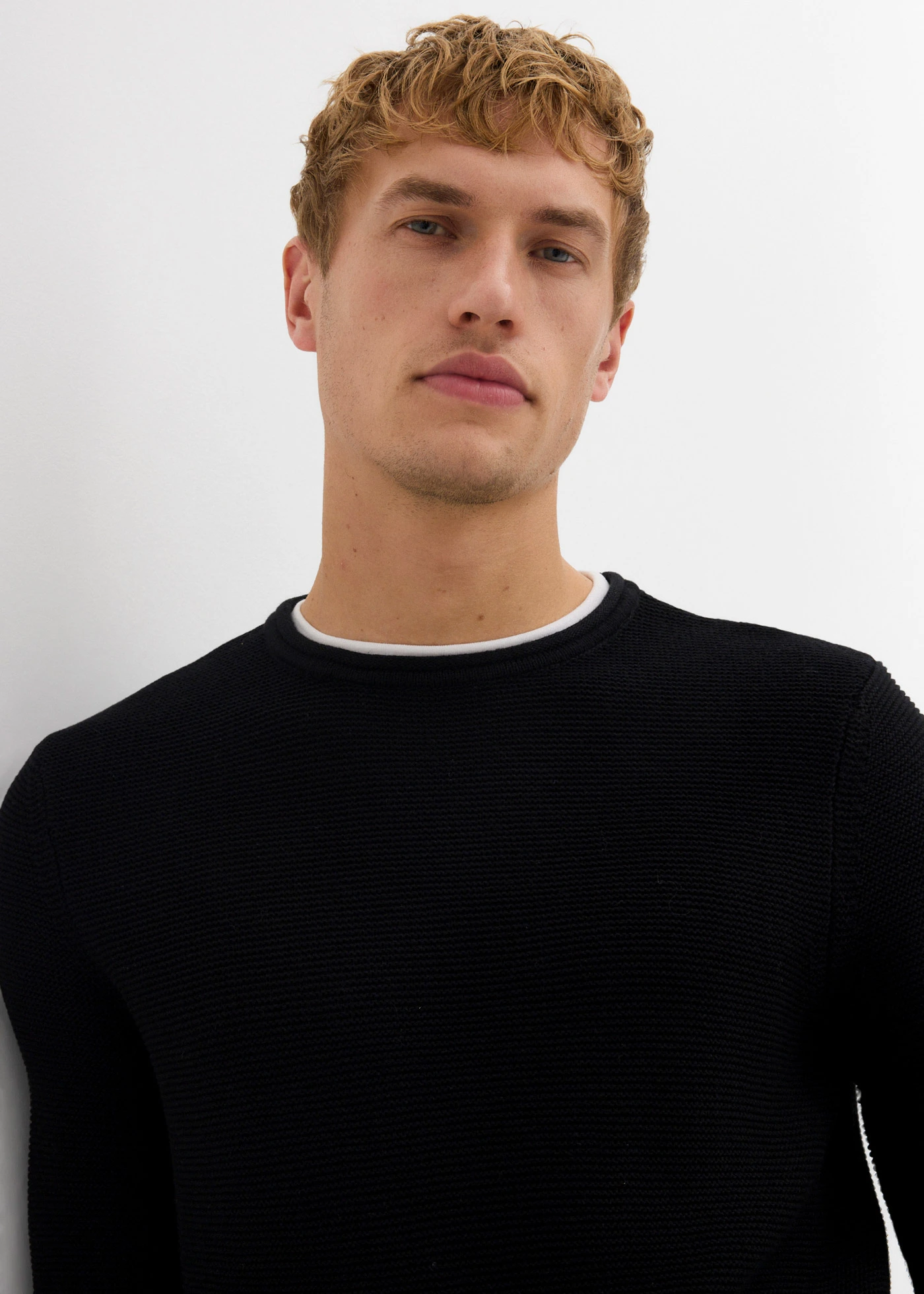 Pull texturé effet 2-en-1 en coton mélangé • noir/blanc • Boutique bonprix