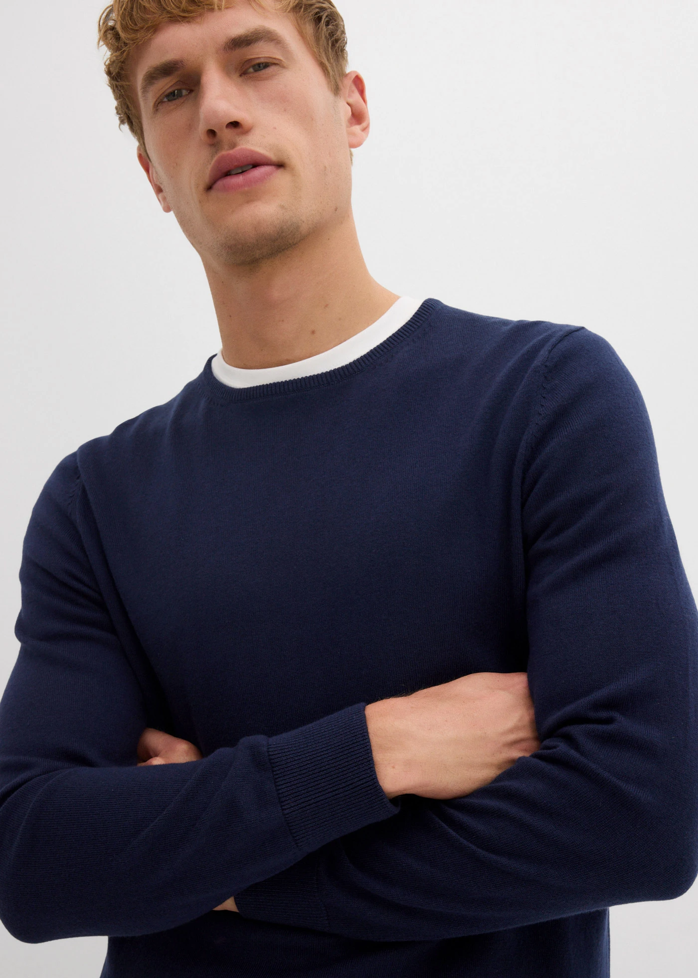 Svetr z jemné pleteniny s luxusní merino vlnou • tmavě modrá • bonprix obchod