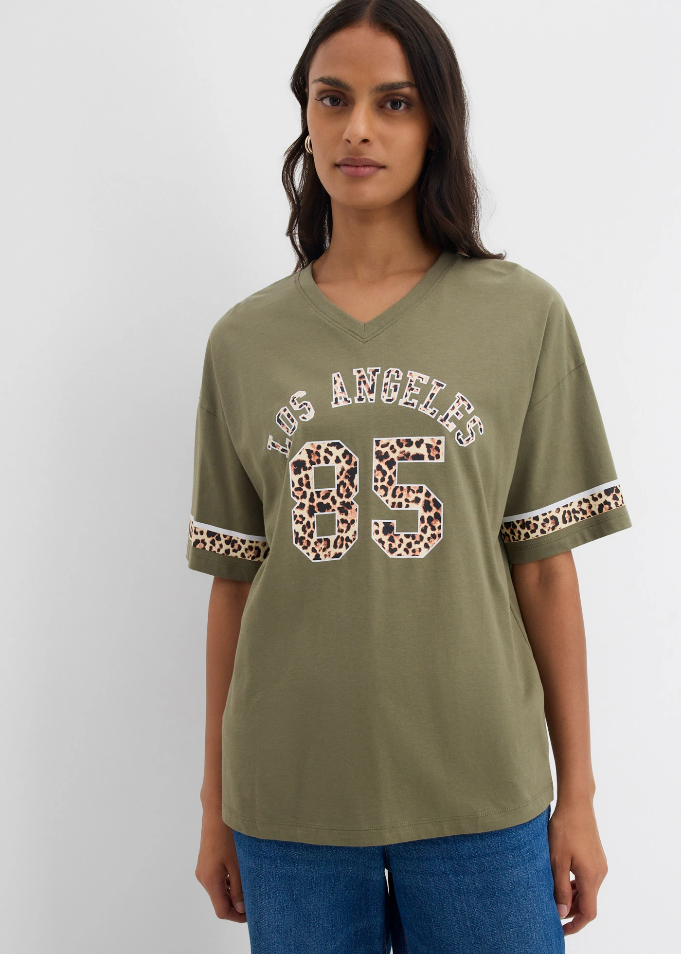 T-shirt oversize 100% coton • olive léopard • Boutique bonprix
