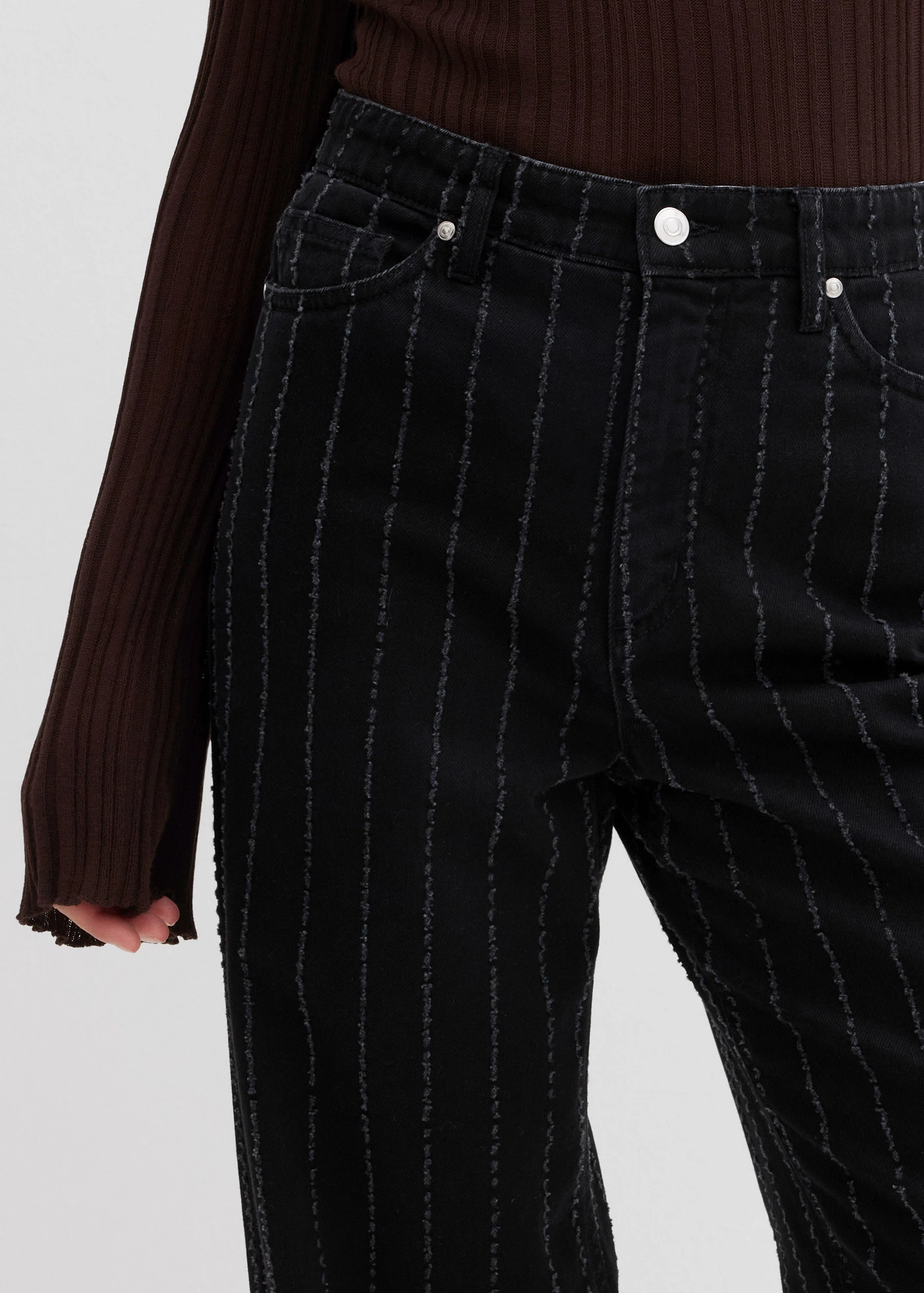 Blugi wide leg High Waist cu efecte destroyed • negru denim uzat • magazin bonprix