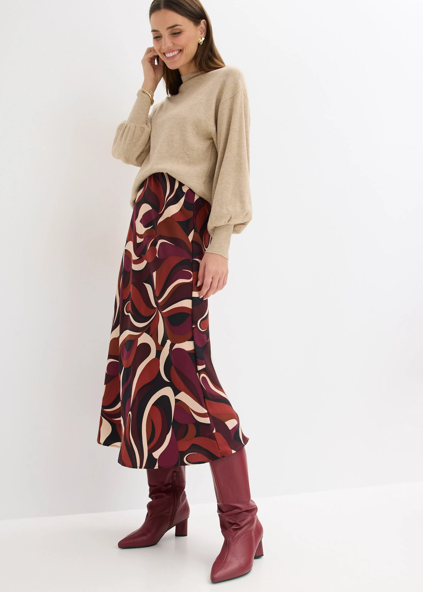 Midi sukně se splývavého saténu • vínovo-matně béžová s potiskem • bonprix obchod