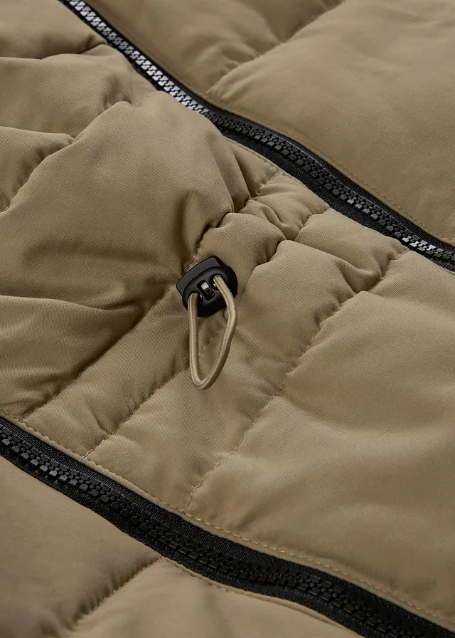 Lange, gewatteerde zwangerschapsjas/draagjas met gerecycled polyester • new kaki • product-page.page-title-suffix