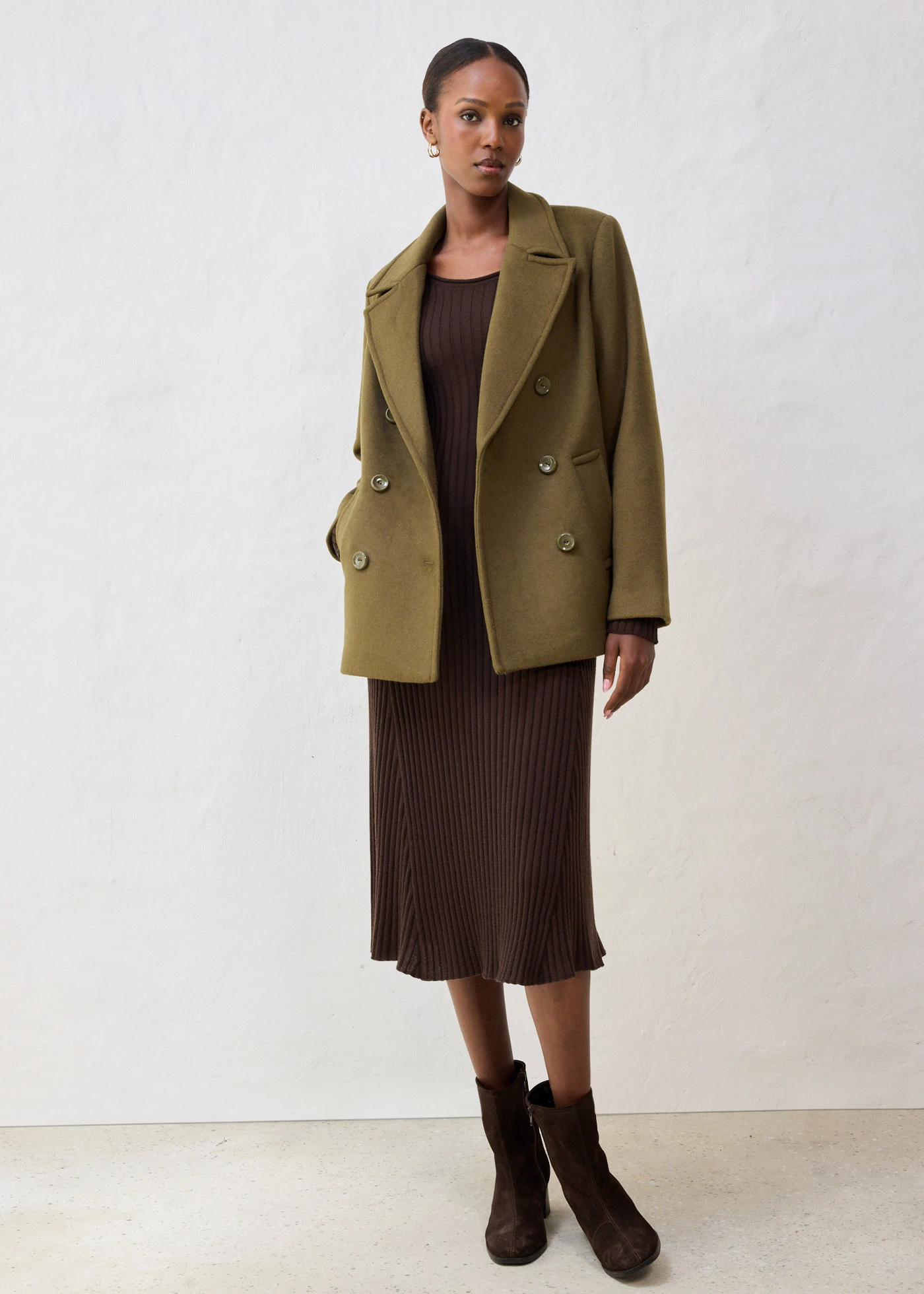 Peacoat van wolmix • olijfgroen • bonprix online shop