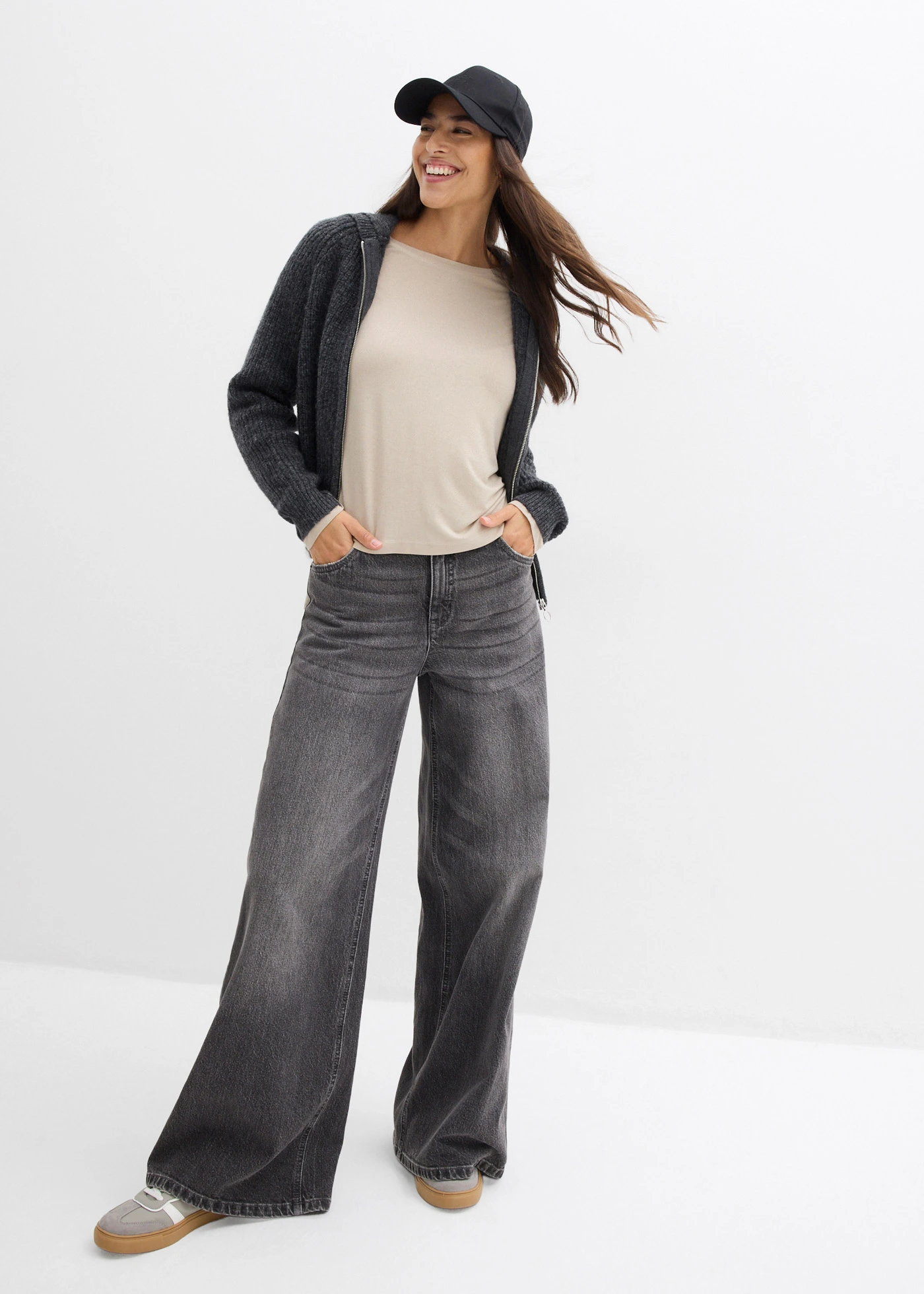 Oversize tričko ze splývavé směsi viskózy a elastanu • písková • bonprix obchod