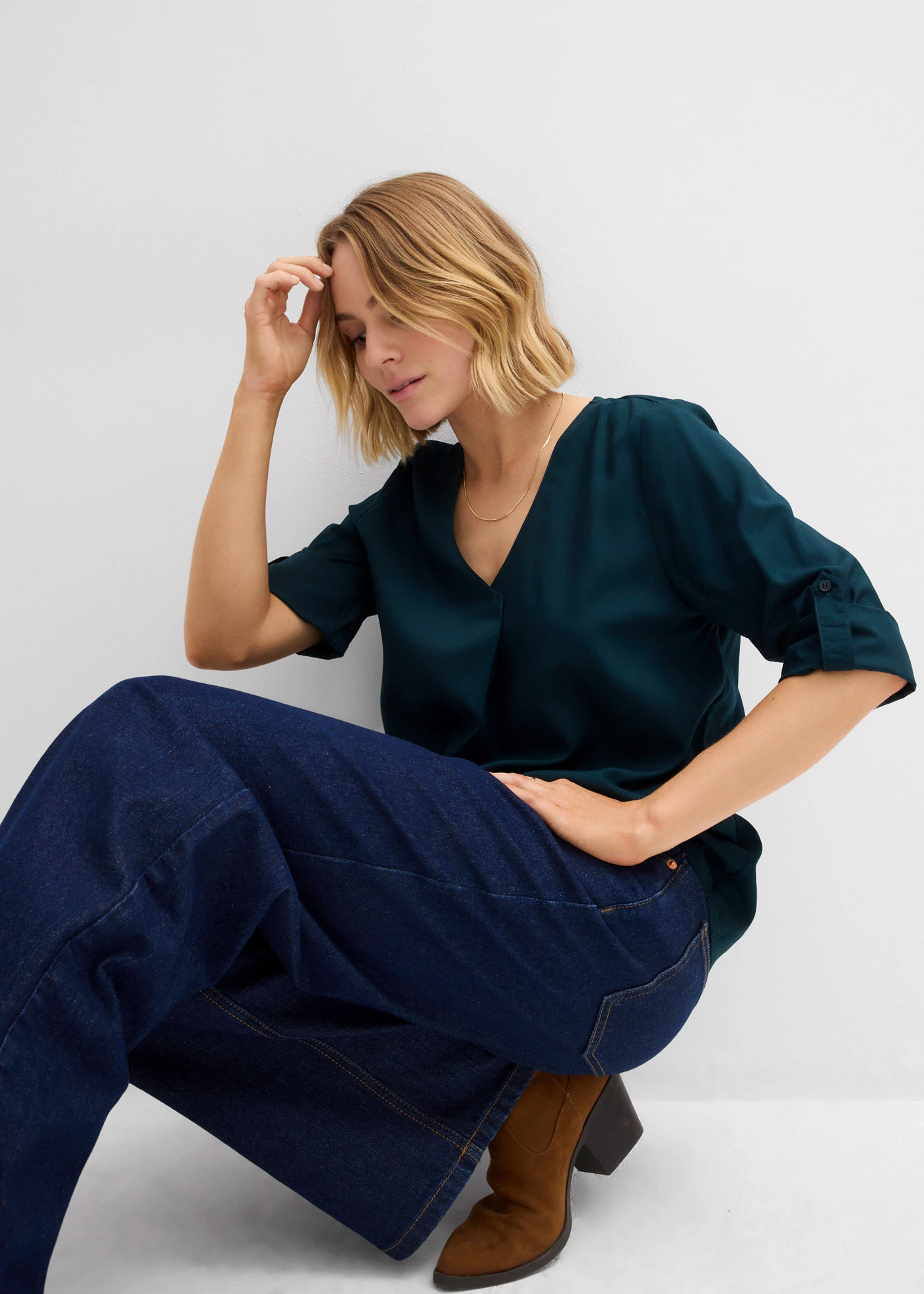 Blouse ample en viscose fluide • vert profond • Boutique bonprix