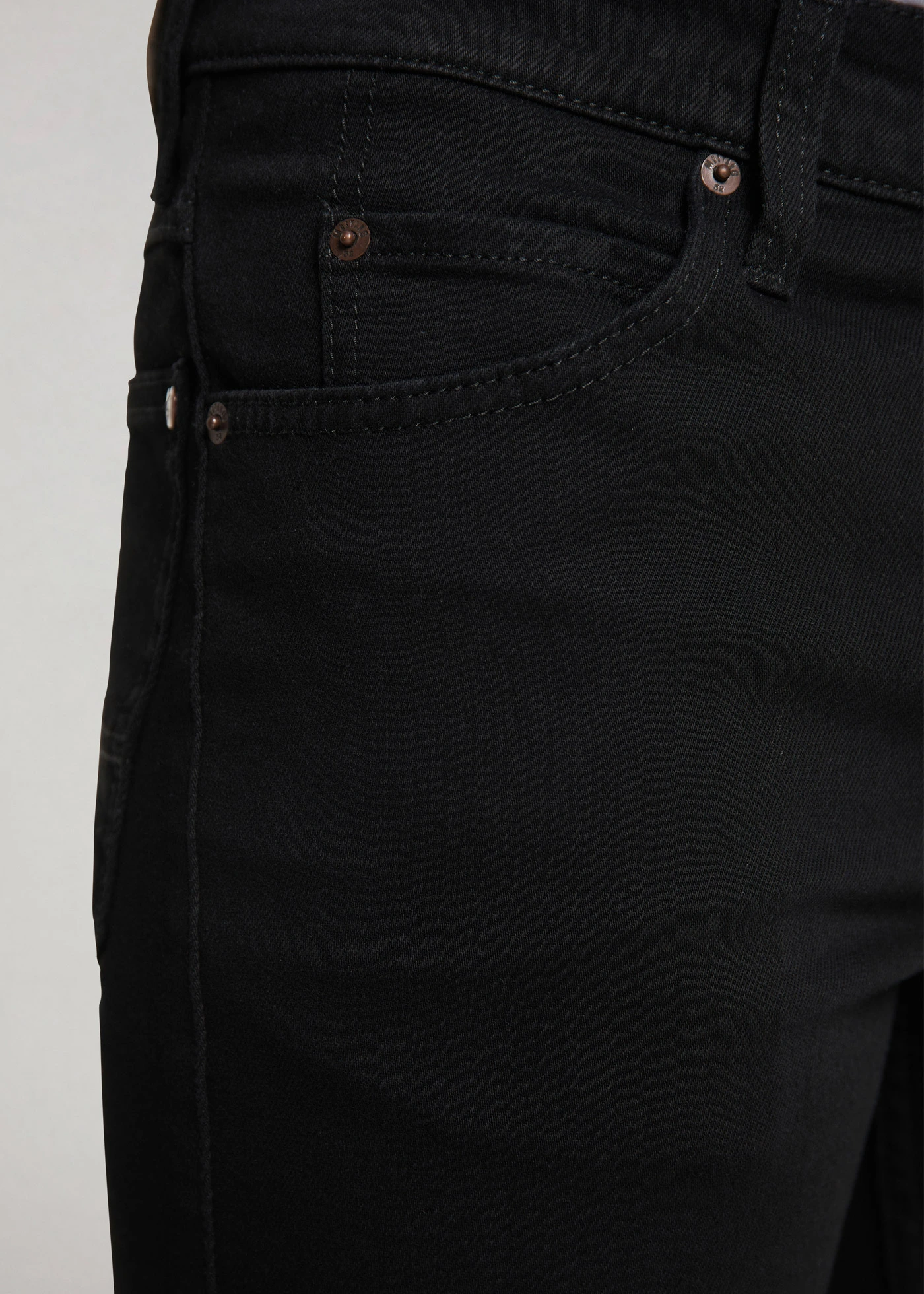 Mustang Tramper sztreccsfarmer, Straight • fekete denim • bonprix áruház