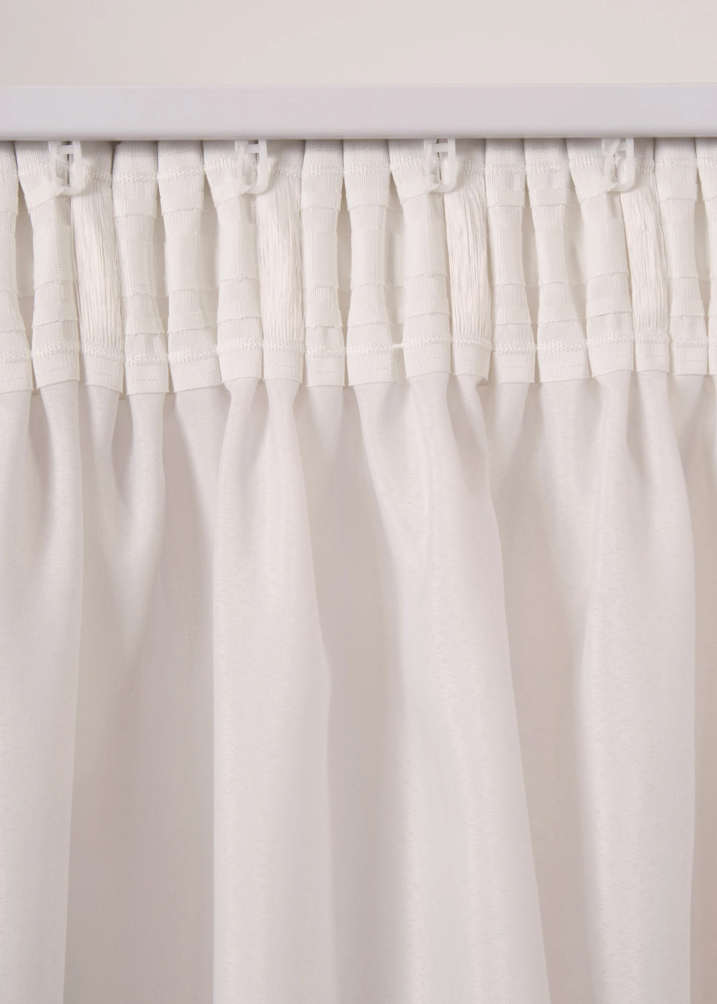 Semi transparant gordijn van duurzaam materiaal (2 stuks) • parelmoerbeige • bonprix online shop