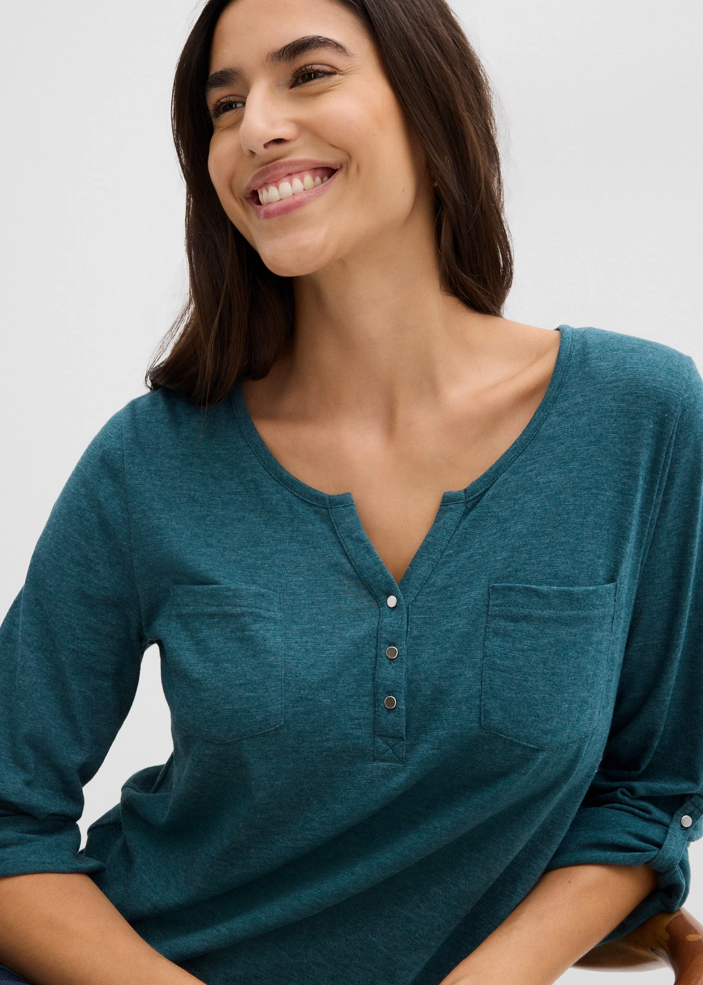 Bavlněné tričko Henley s knoflíkovou légou • zelený pepř melír • bonprix obchod