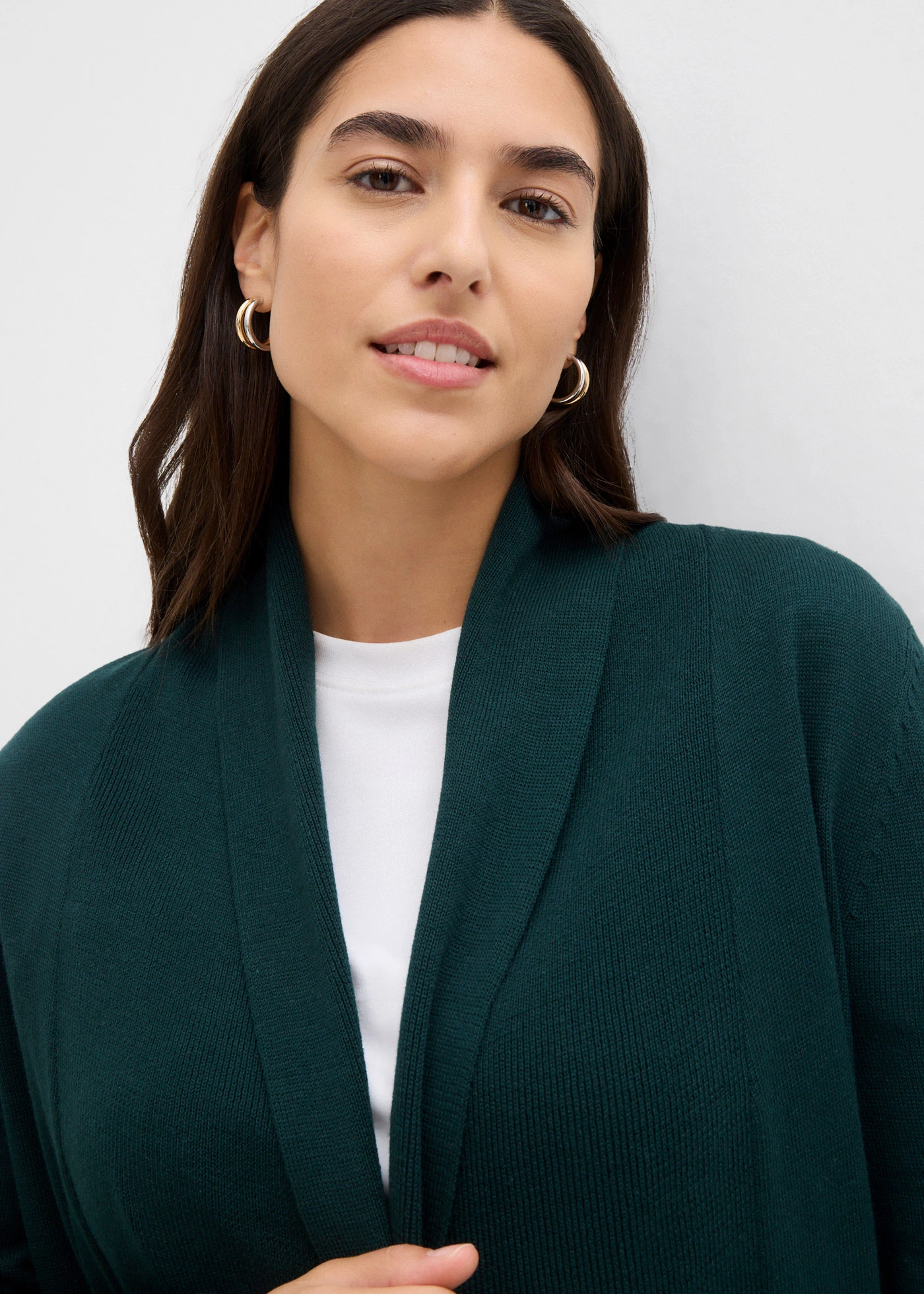 Gilet en maille fine • vert profond • Boutique bonprix