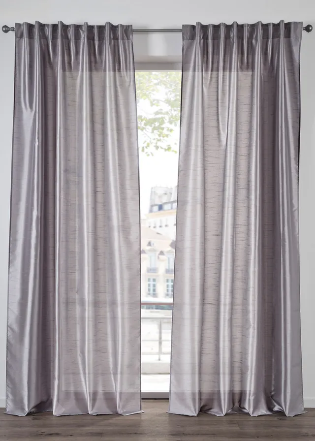 Draperie cu ușor efect lucios, disponibilă și la lungime extra (1 buc.)
