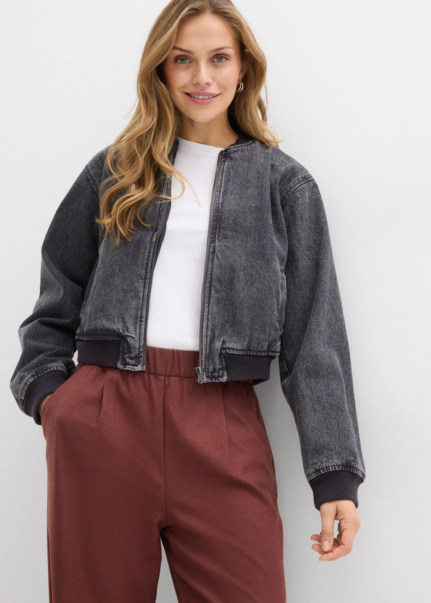 Pantalon large à pinces • café chiné • Boutique bonprix