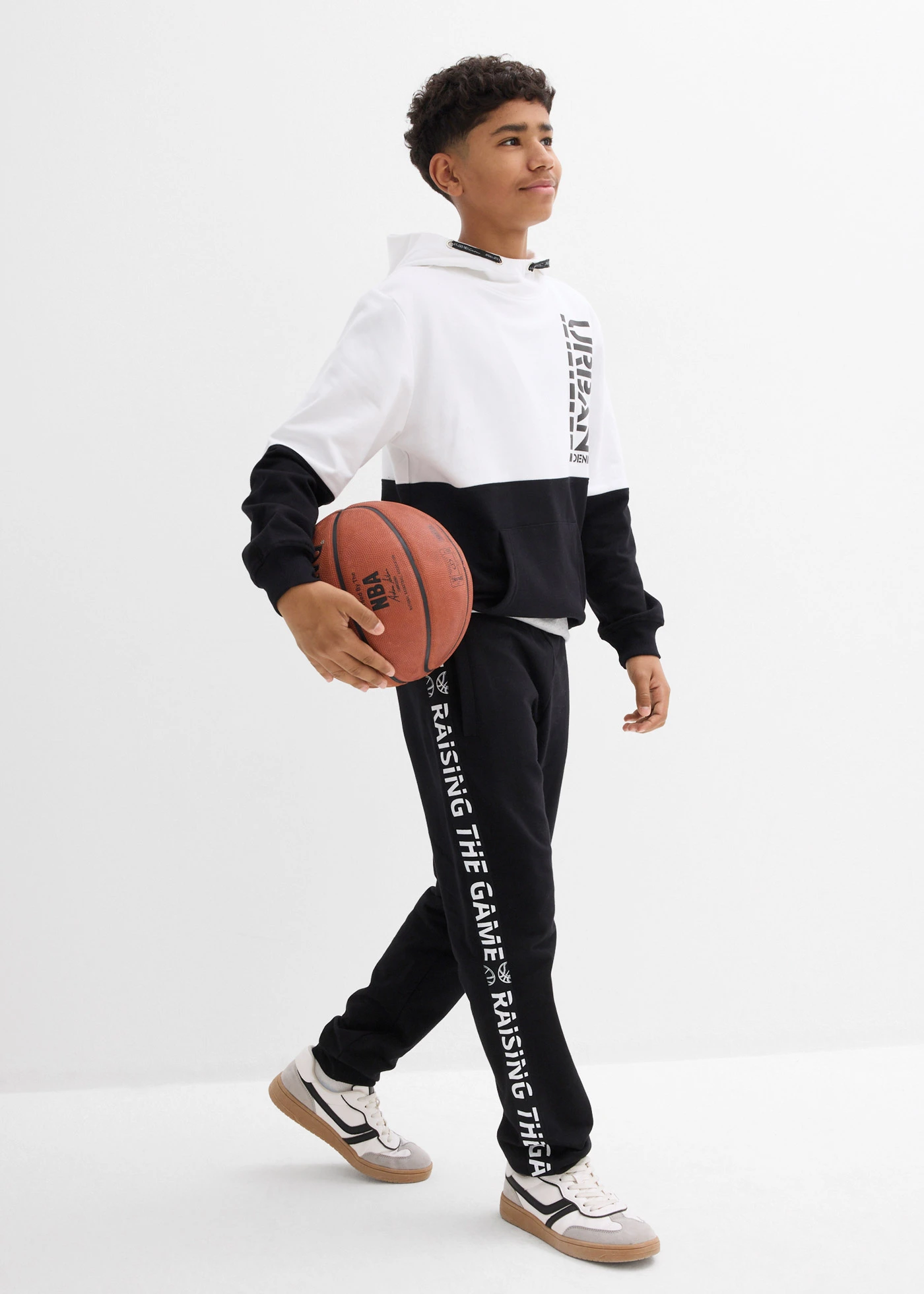 Pantalon de jogging 100% coton • noir • Boutique bonprix