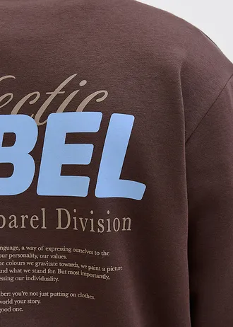 Mikina JJ REBEL s potiskem na zádech • hnědá s potiskem • bonprix obchod