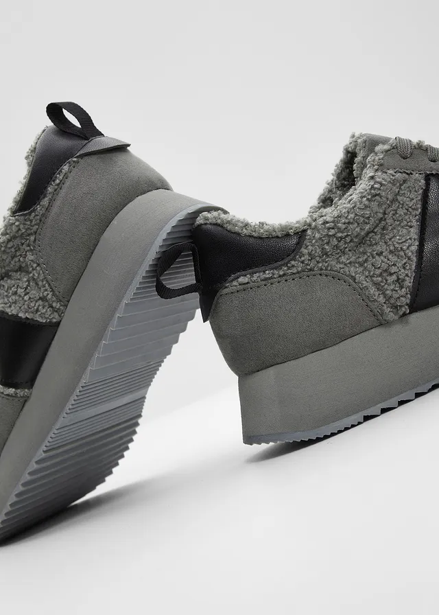 Plateau sneakers • grijs • product-page.page-title-suffix