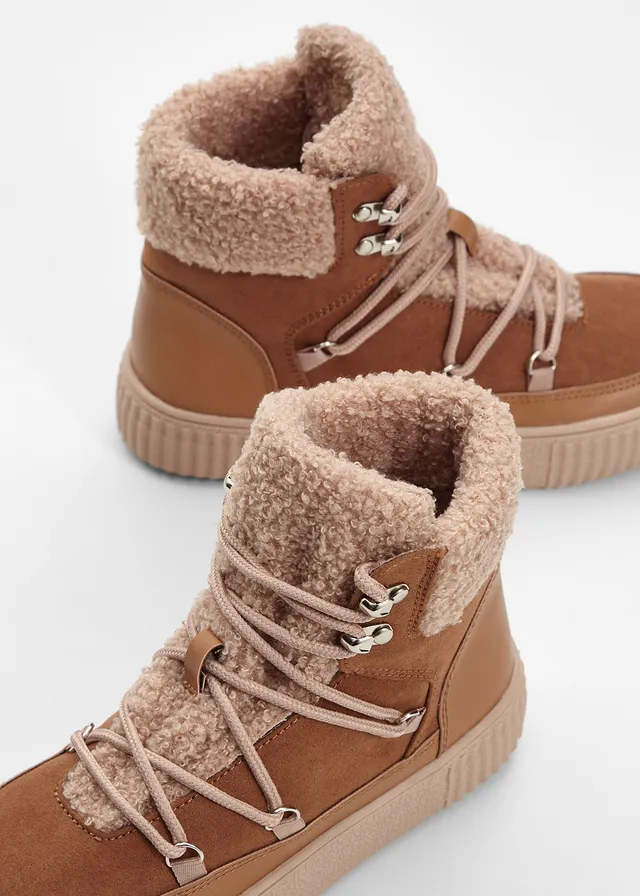 Gevoerde veterboots • hazelnoot • product-page.page-title-suffix