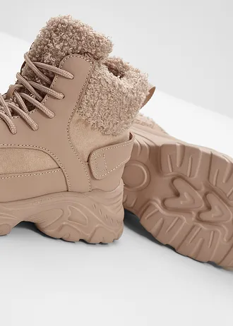 Boots lacées et doublées • latte macchiato • Boutique bonprix